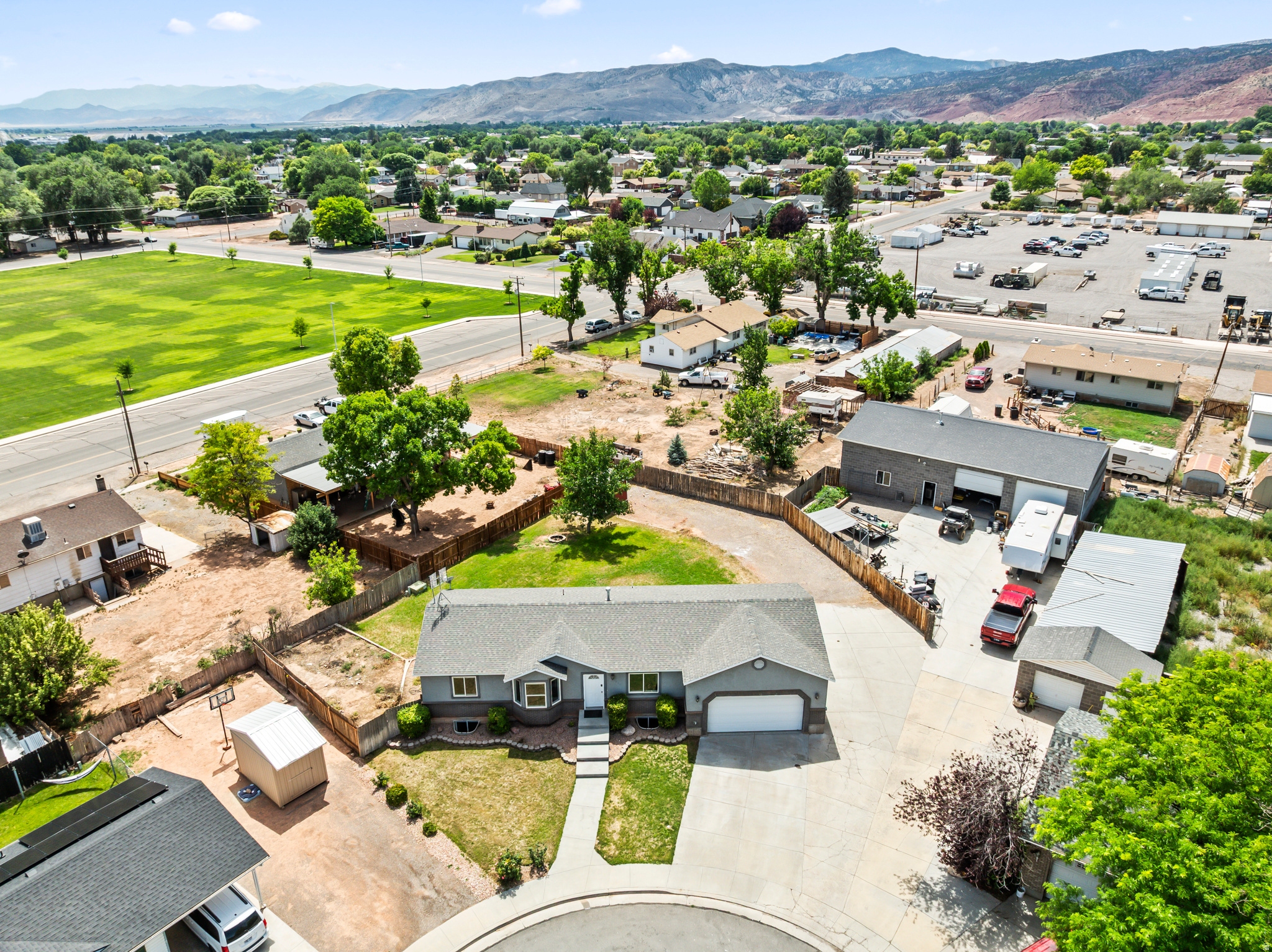 main property photo 41