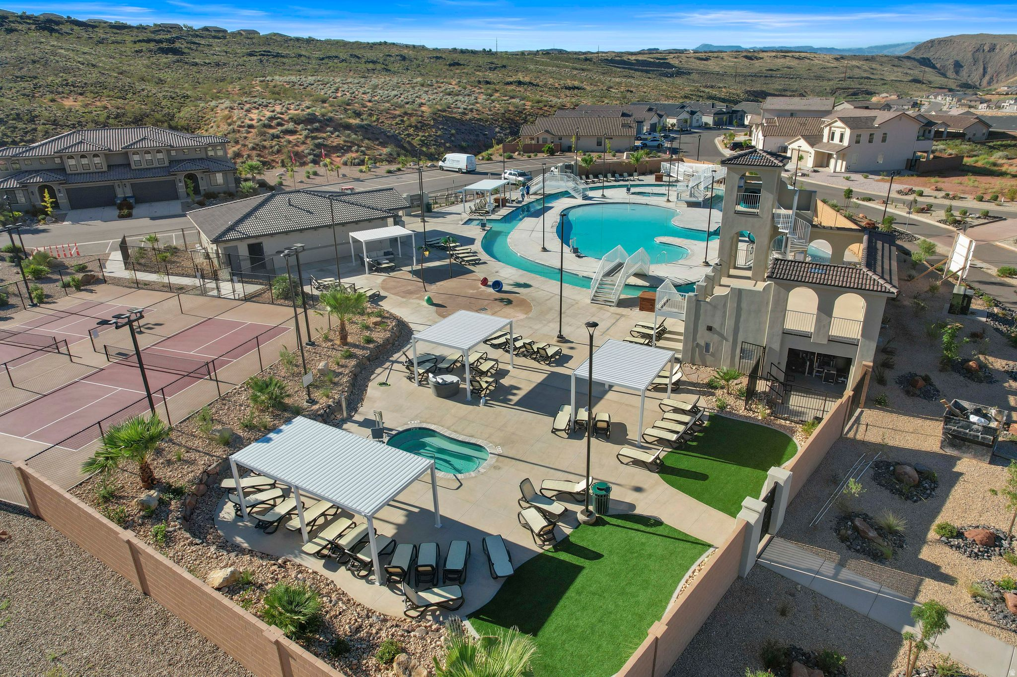 main property photo 12