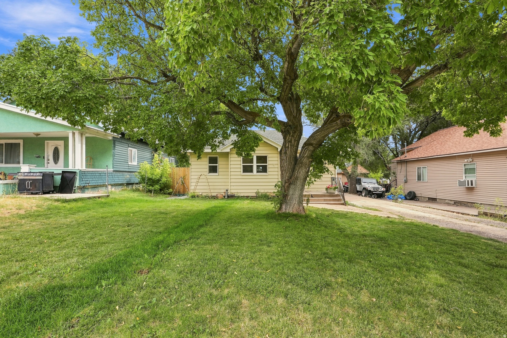 main property photo 22