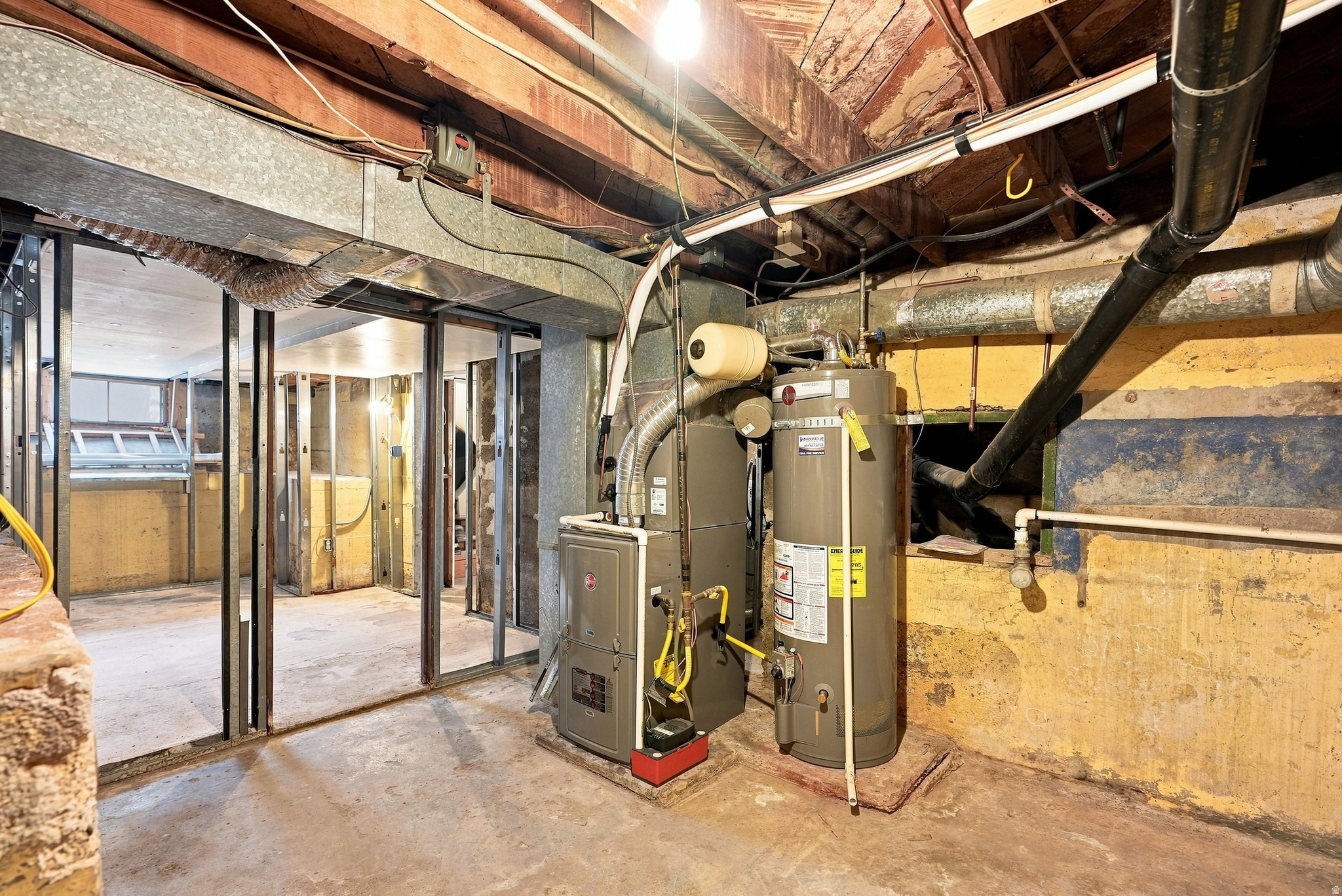 main property photo 29