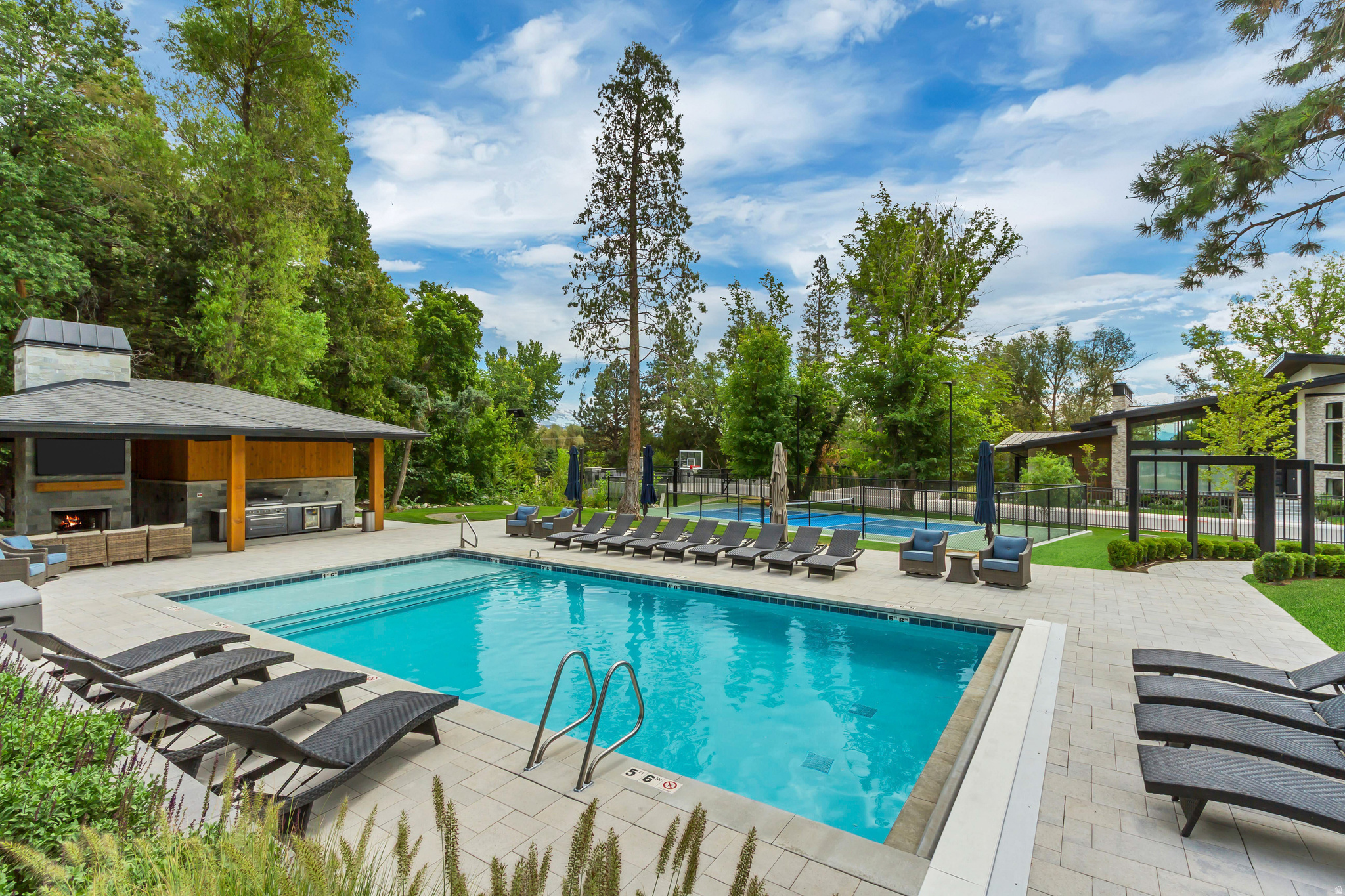 main property photo 102
