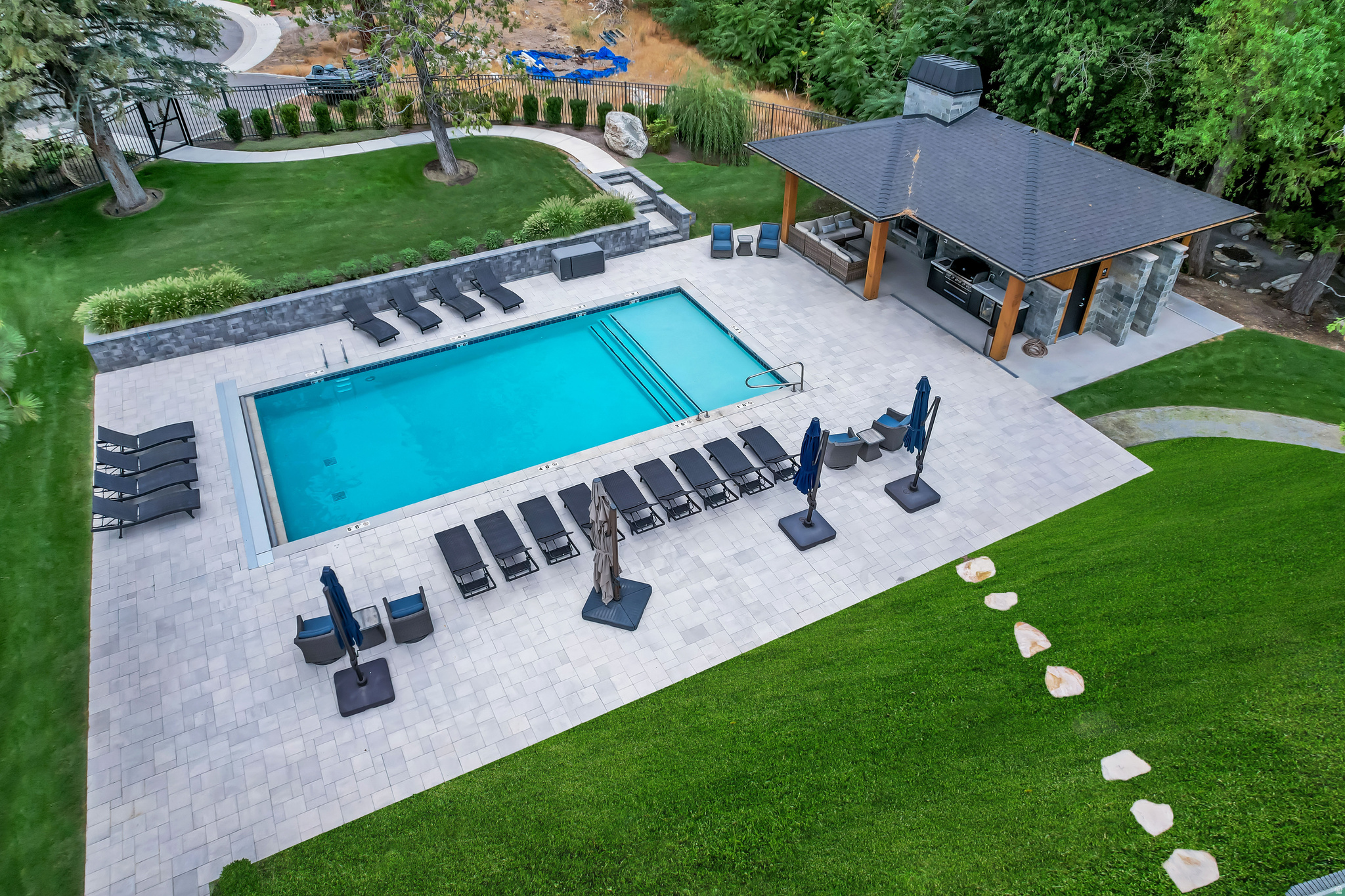 main property photo 87