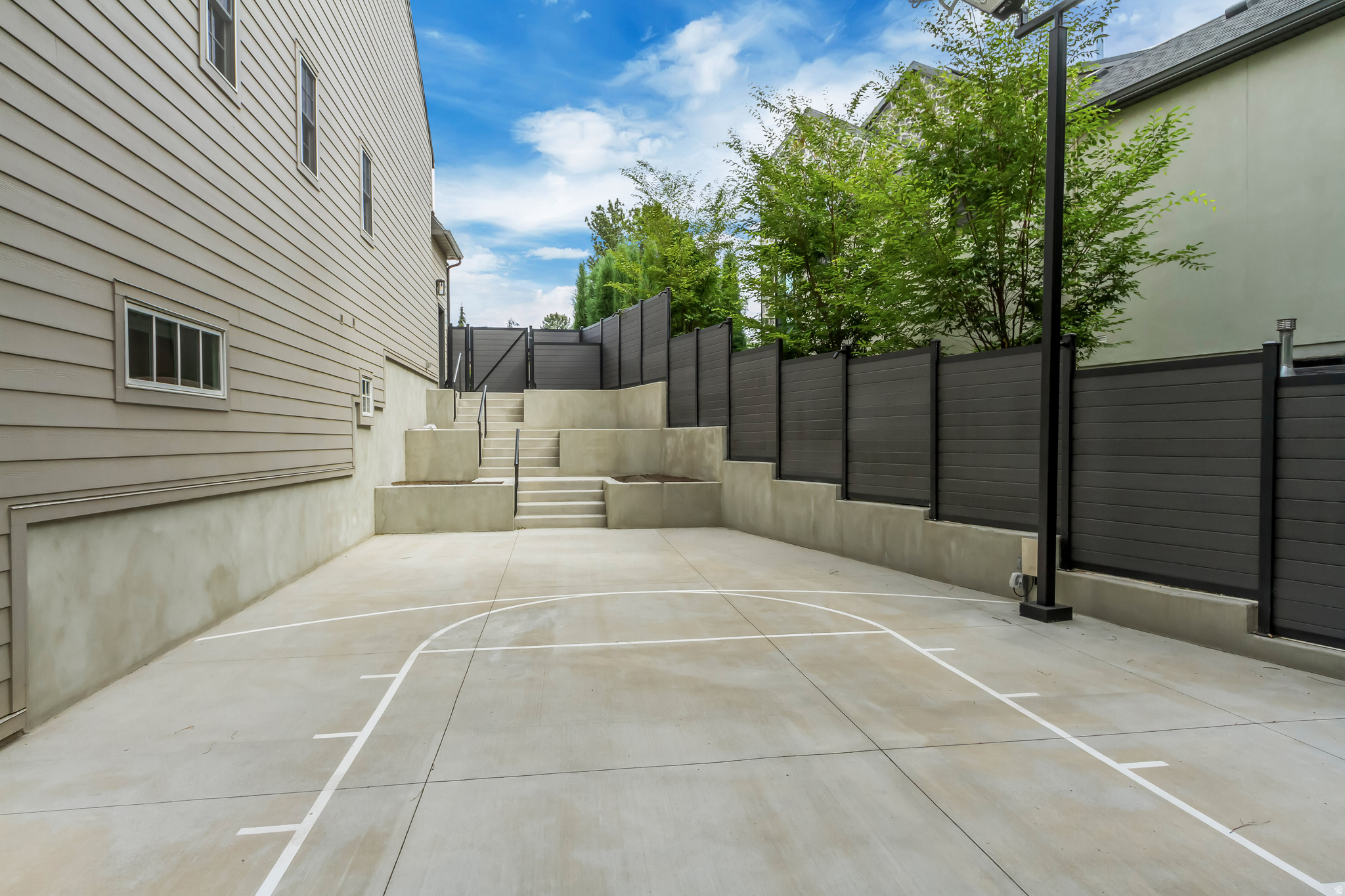 main property photo 58