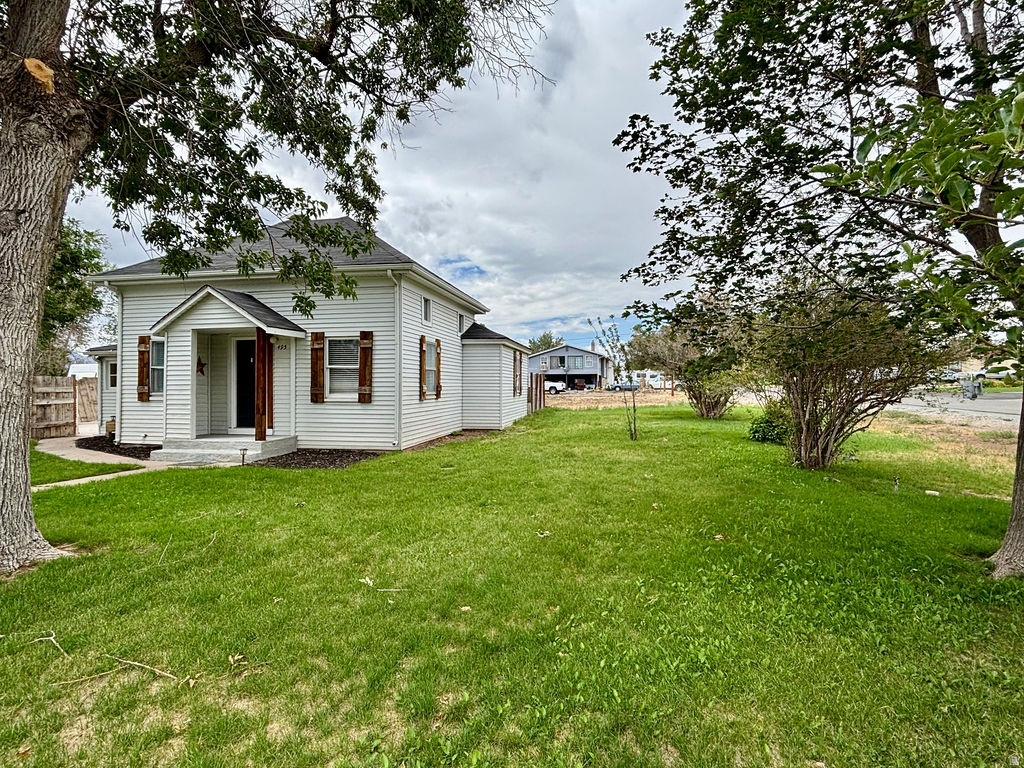 main property photo 3