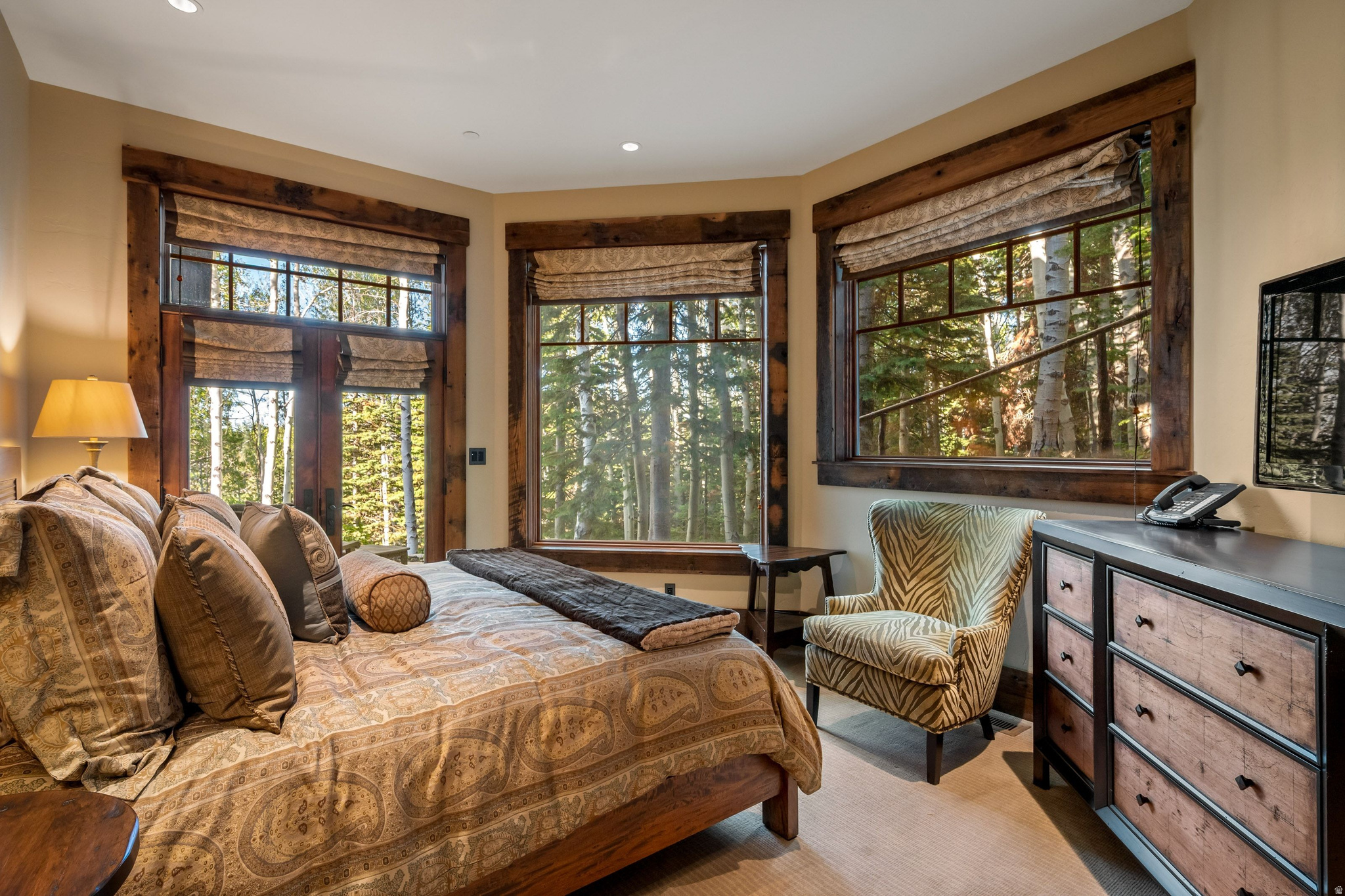 main property photo 36