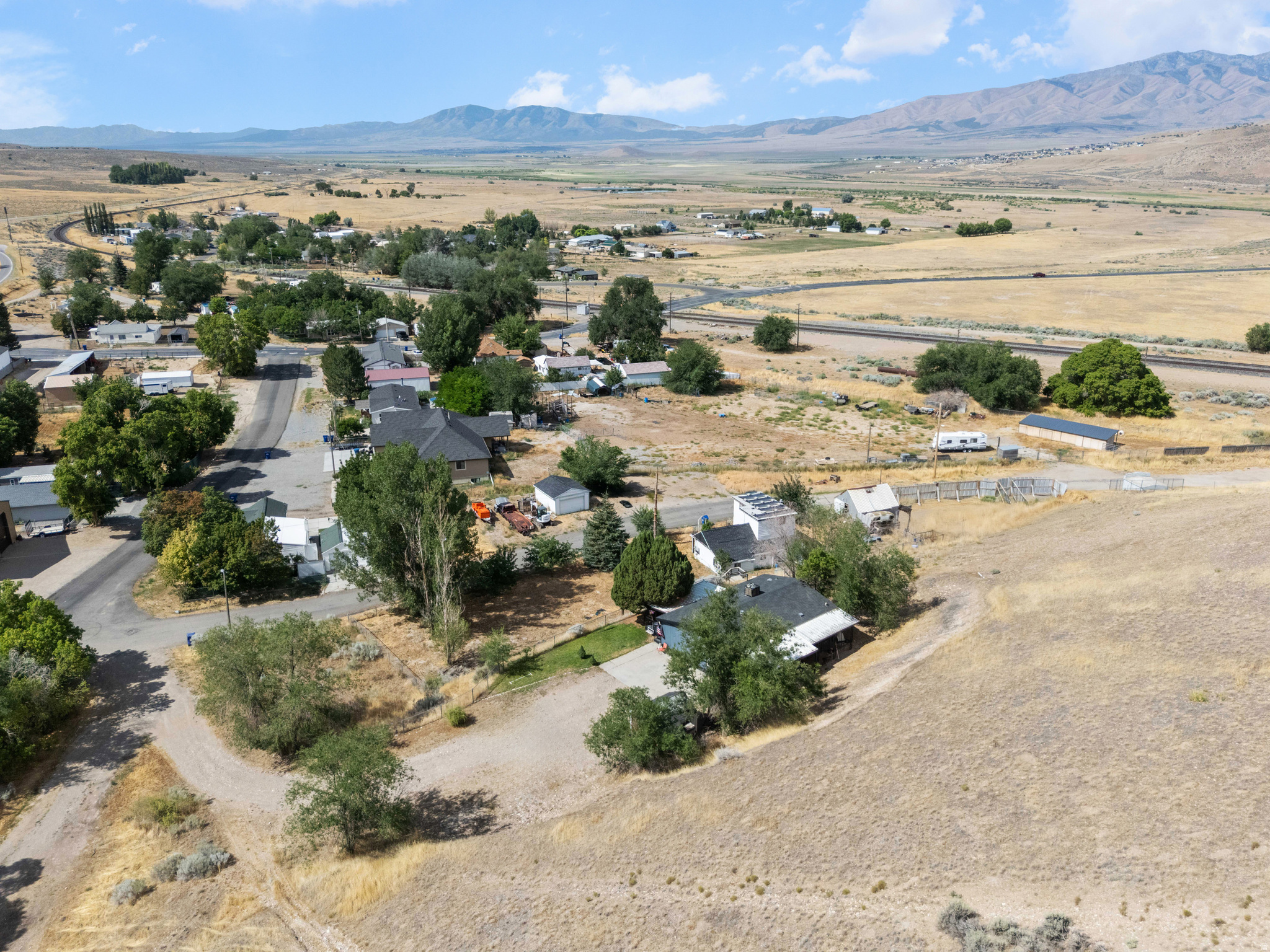 main property photo 23