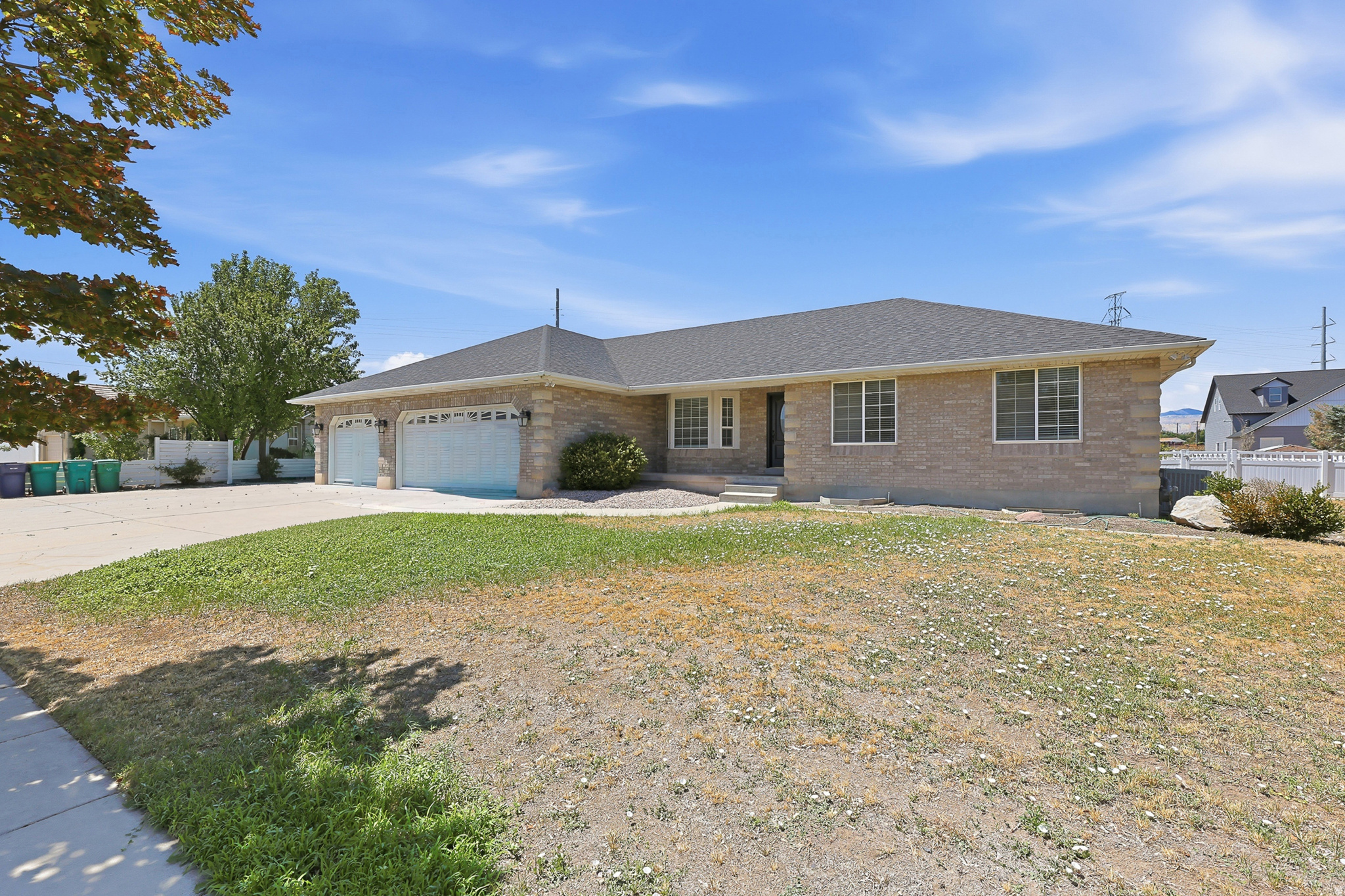main property photo 50