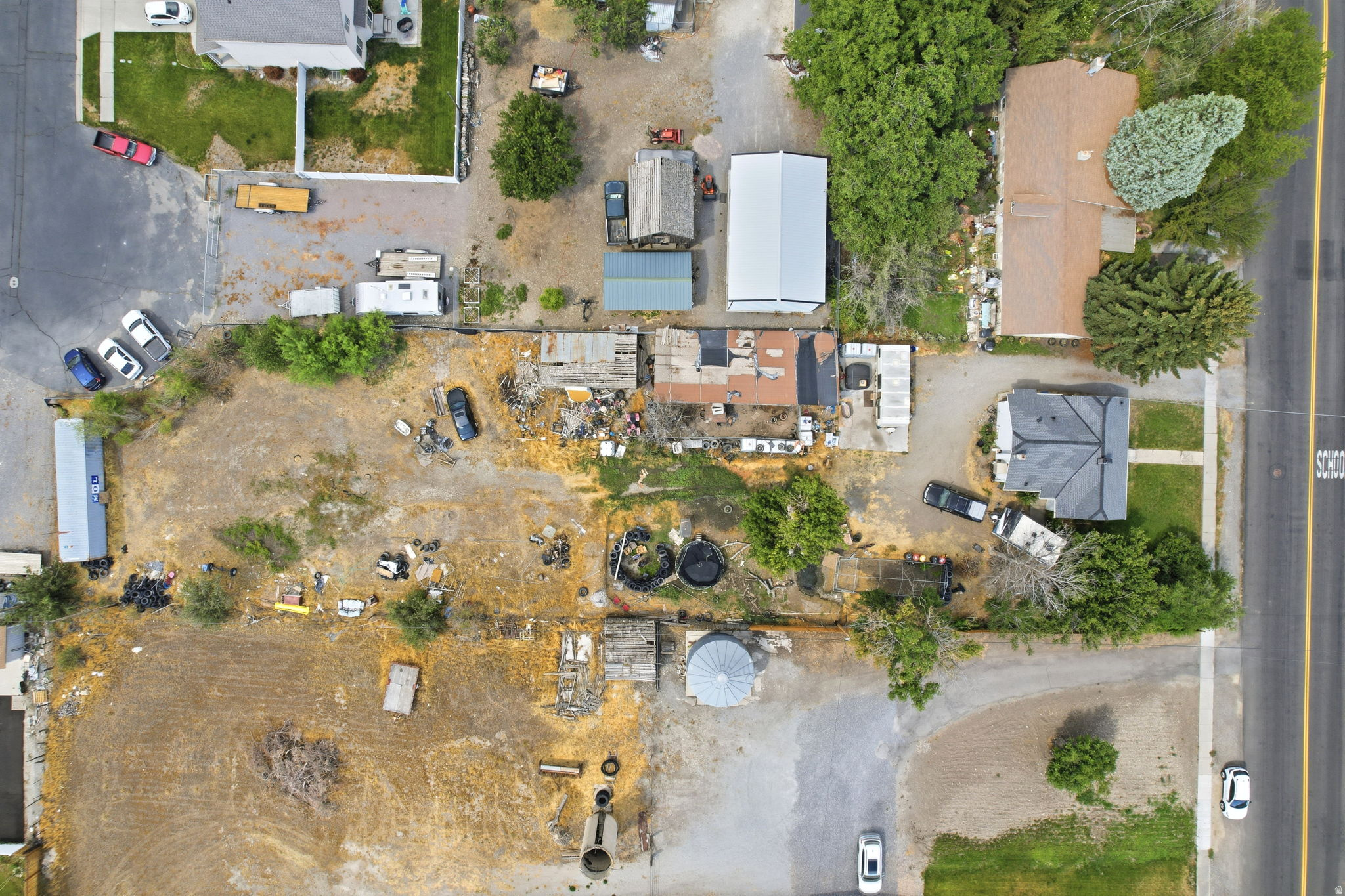 main property photo 31