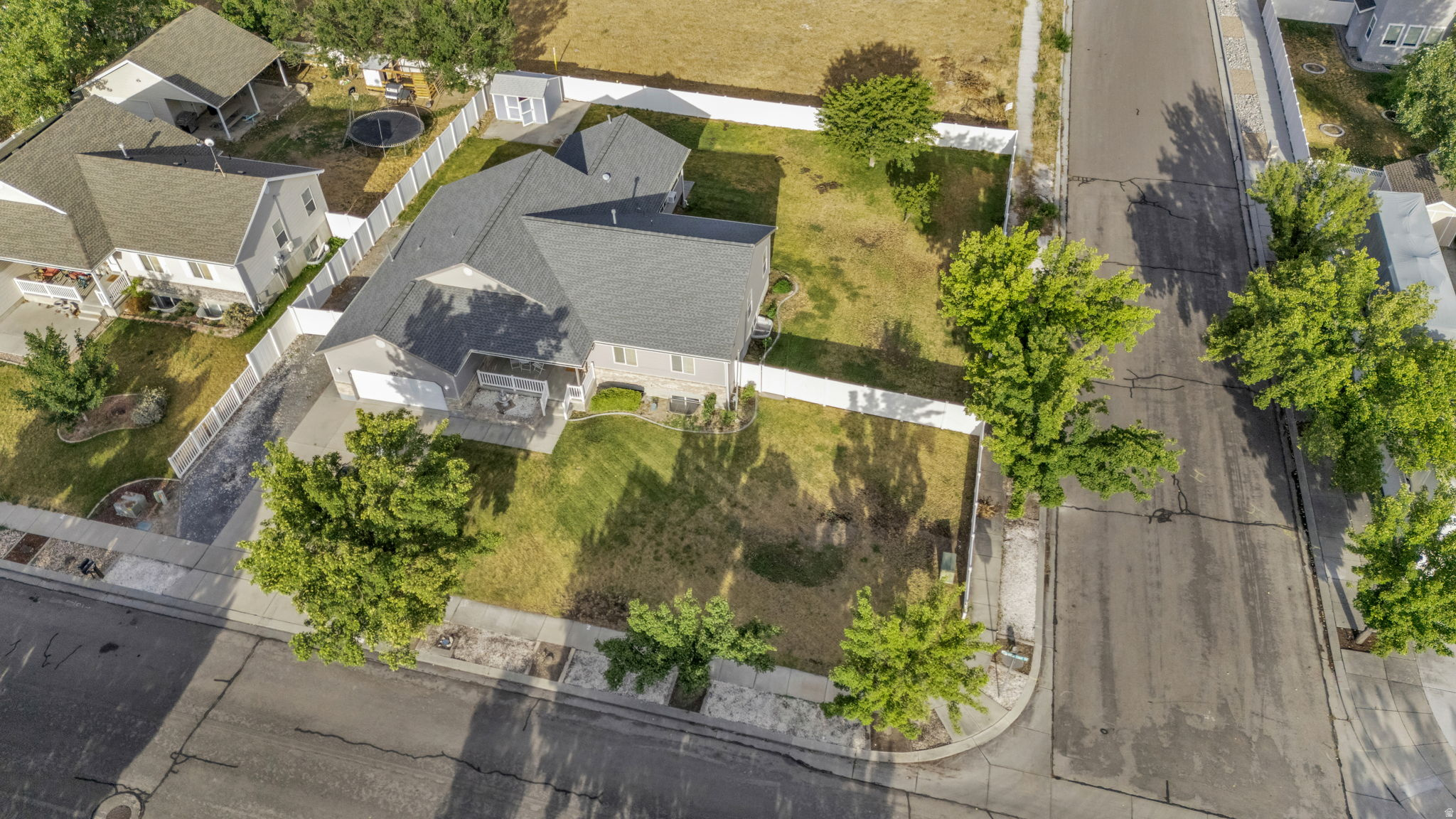 main property photo 42