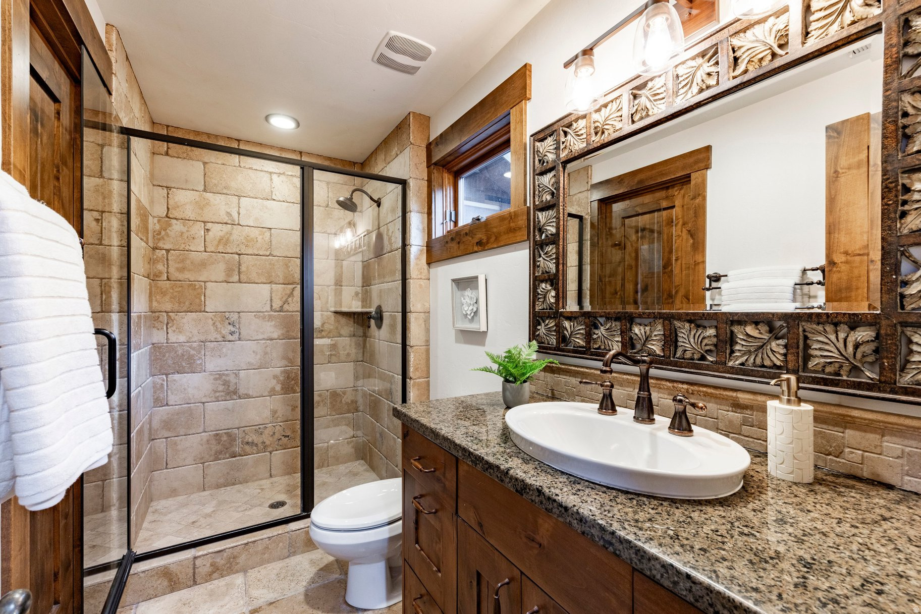 main property photo 66