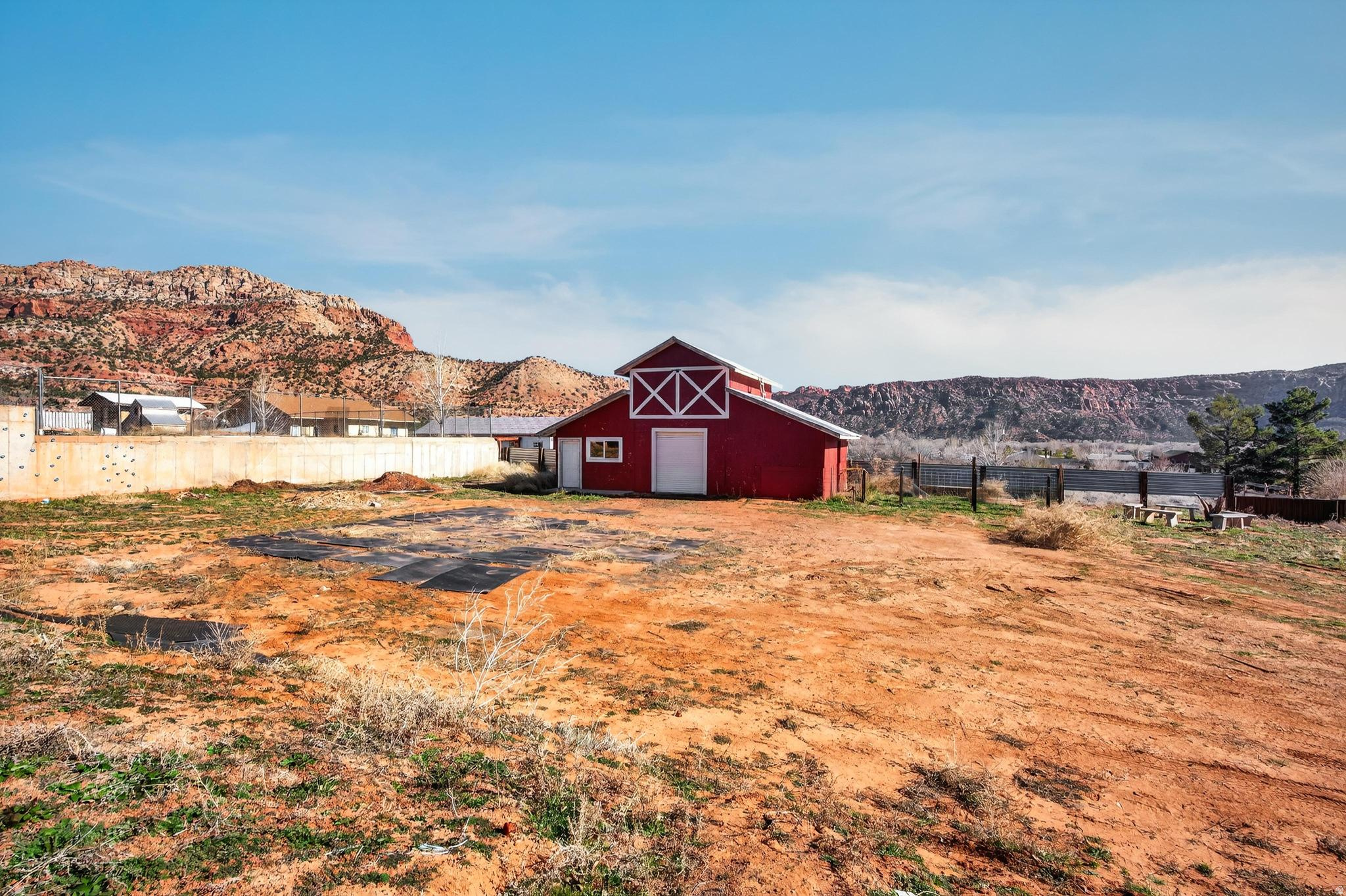 main property photo 78