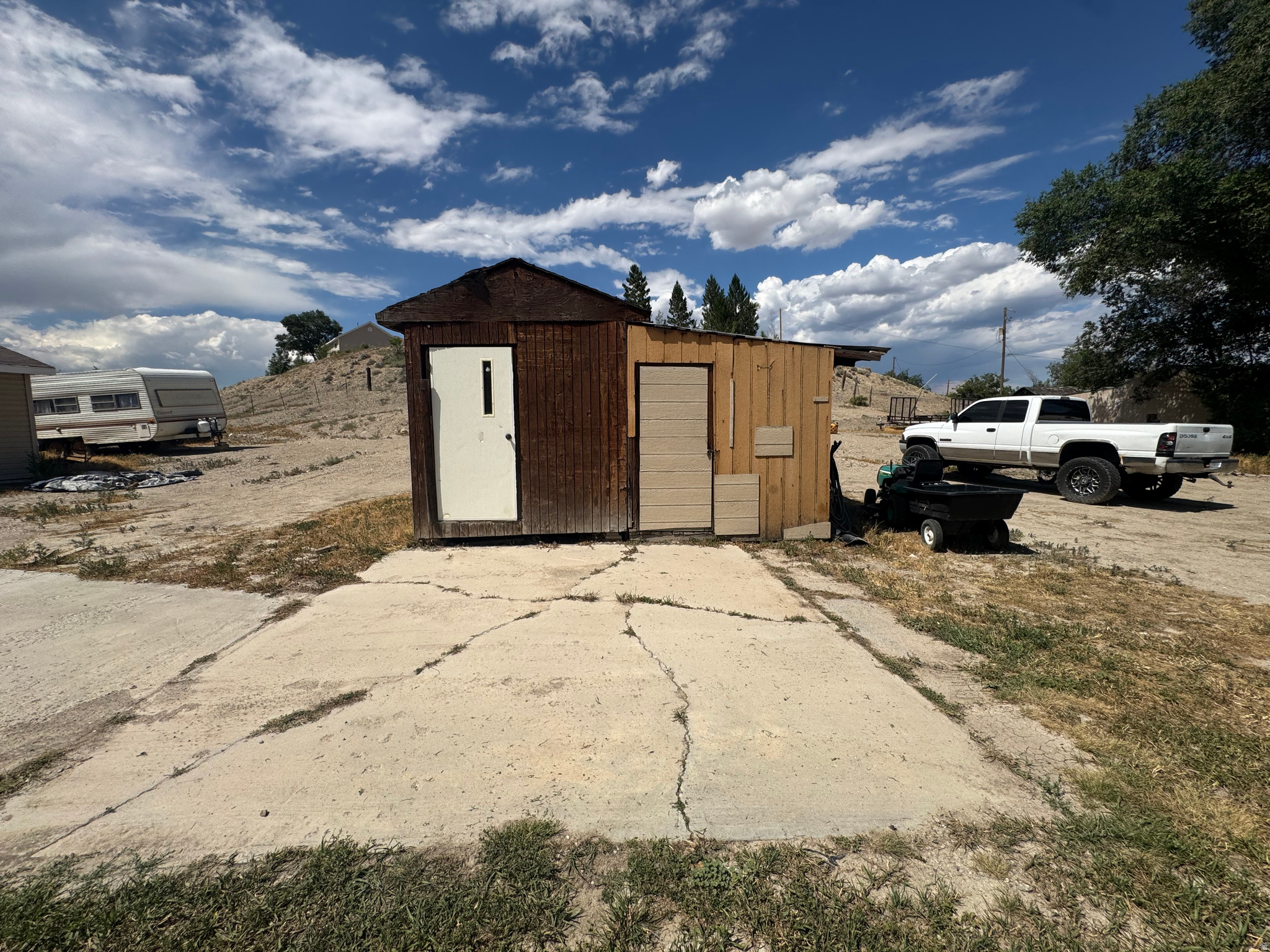 main property photo 38