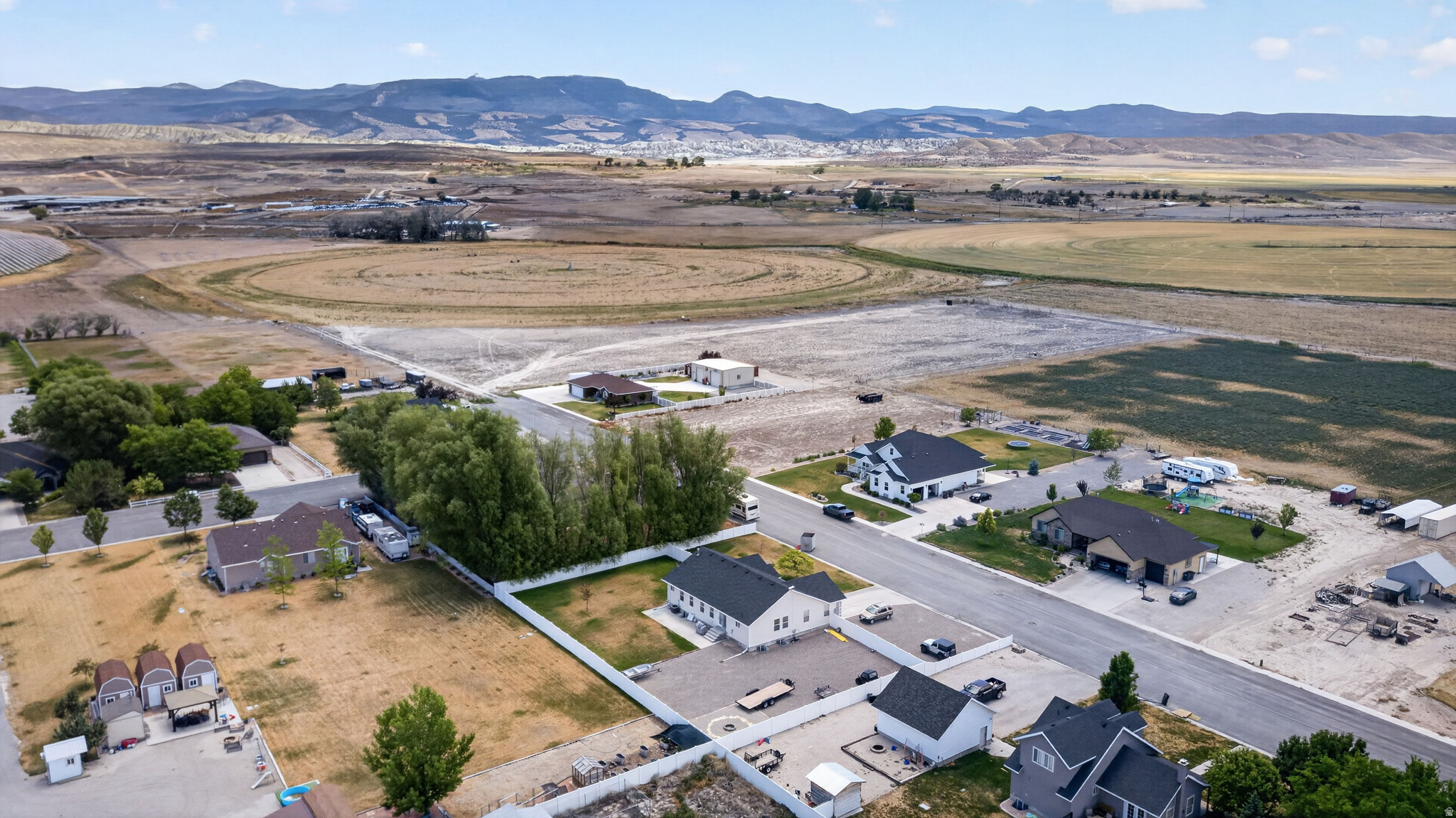 main property photo 44