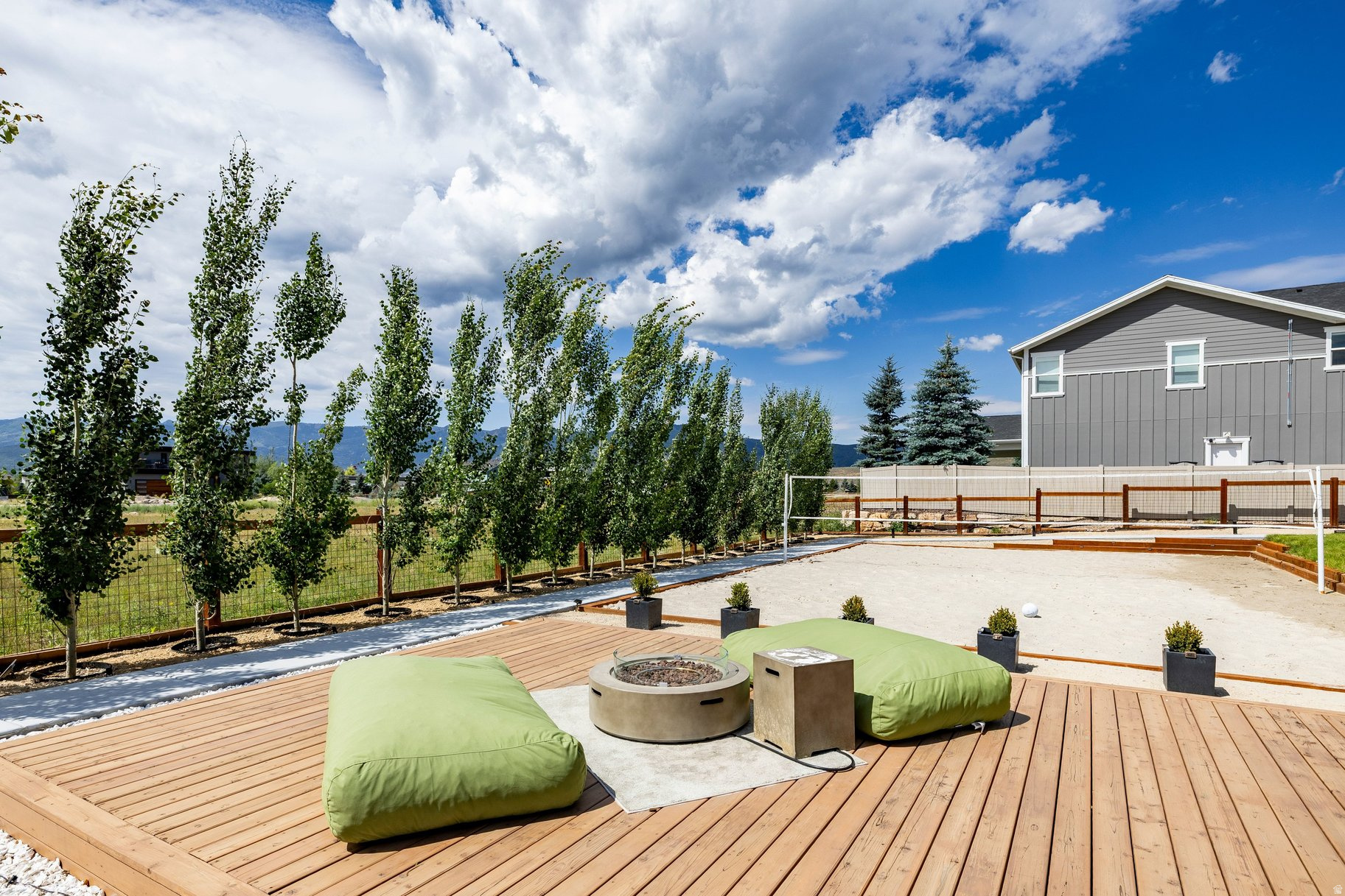 main property photo 67
