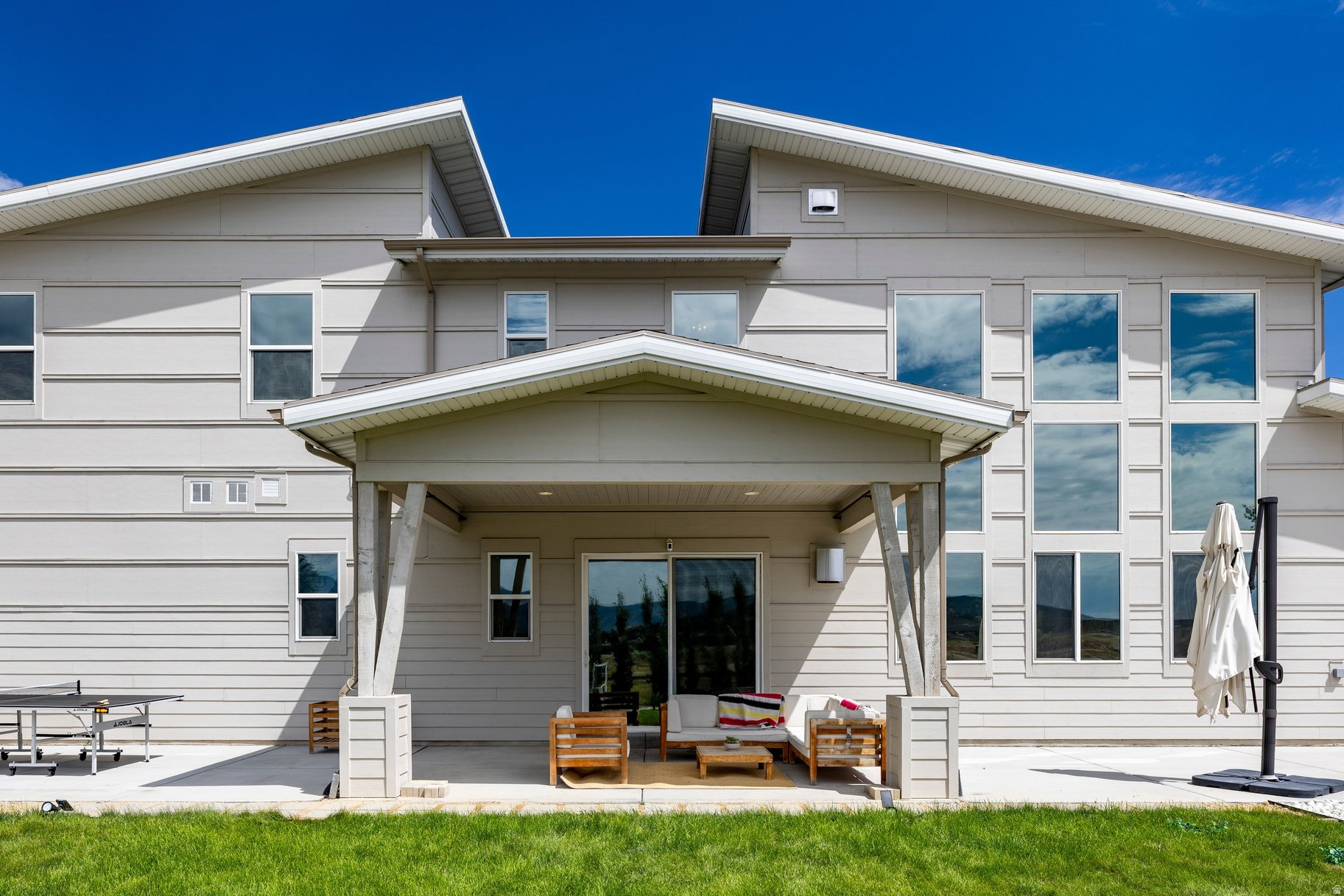 main property photo 74
