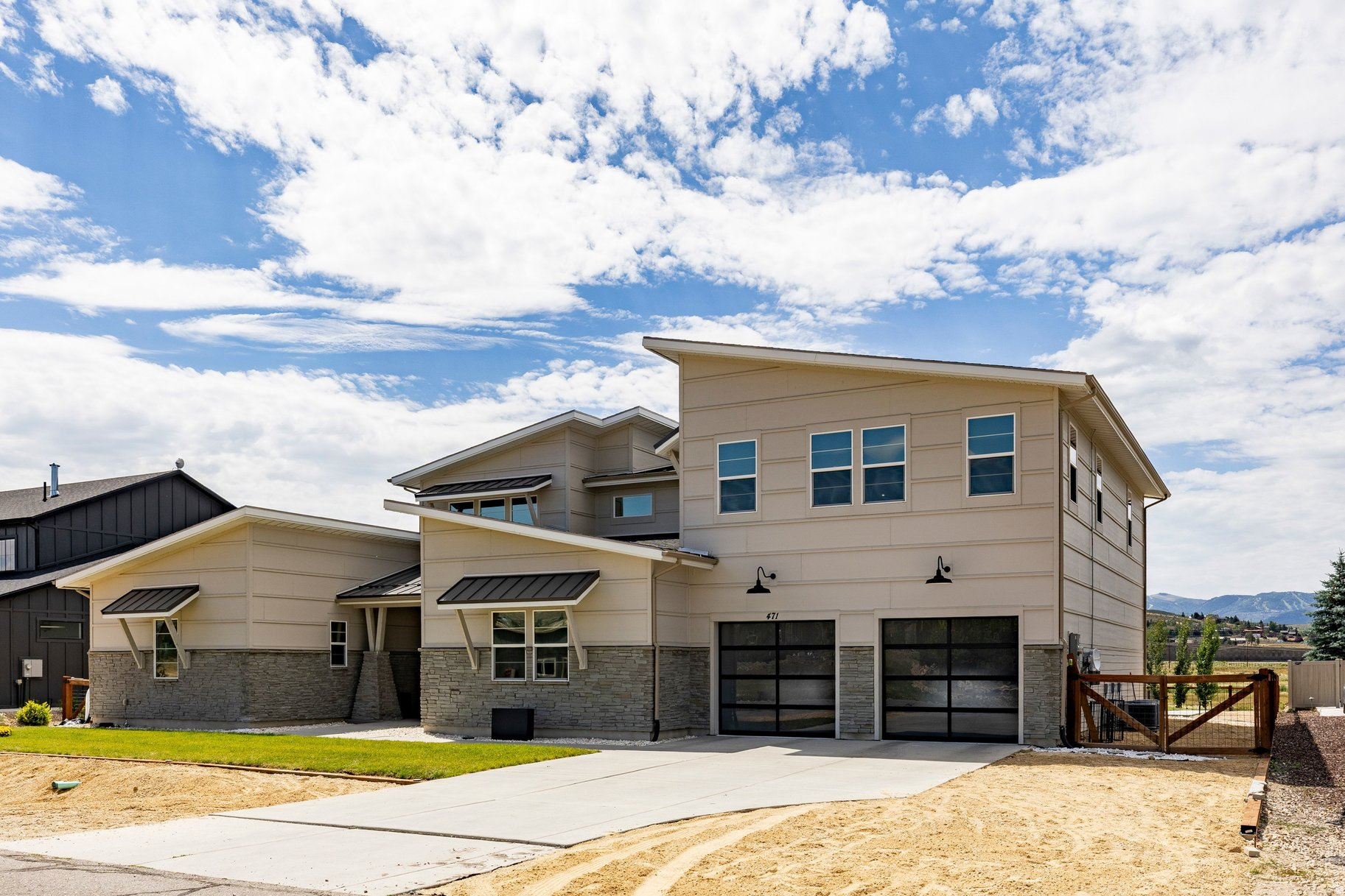main property photo 75