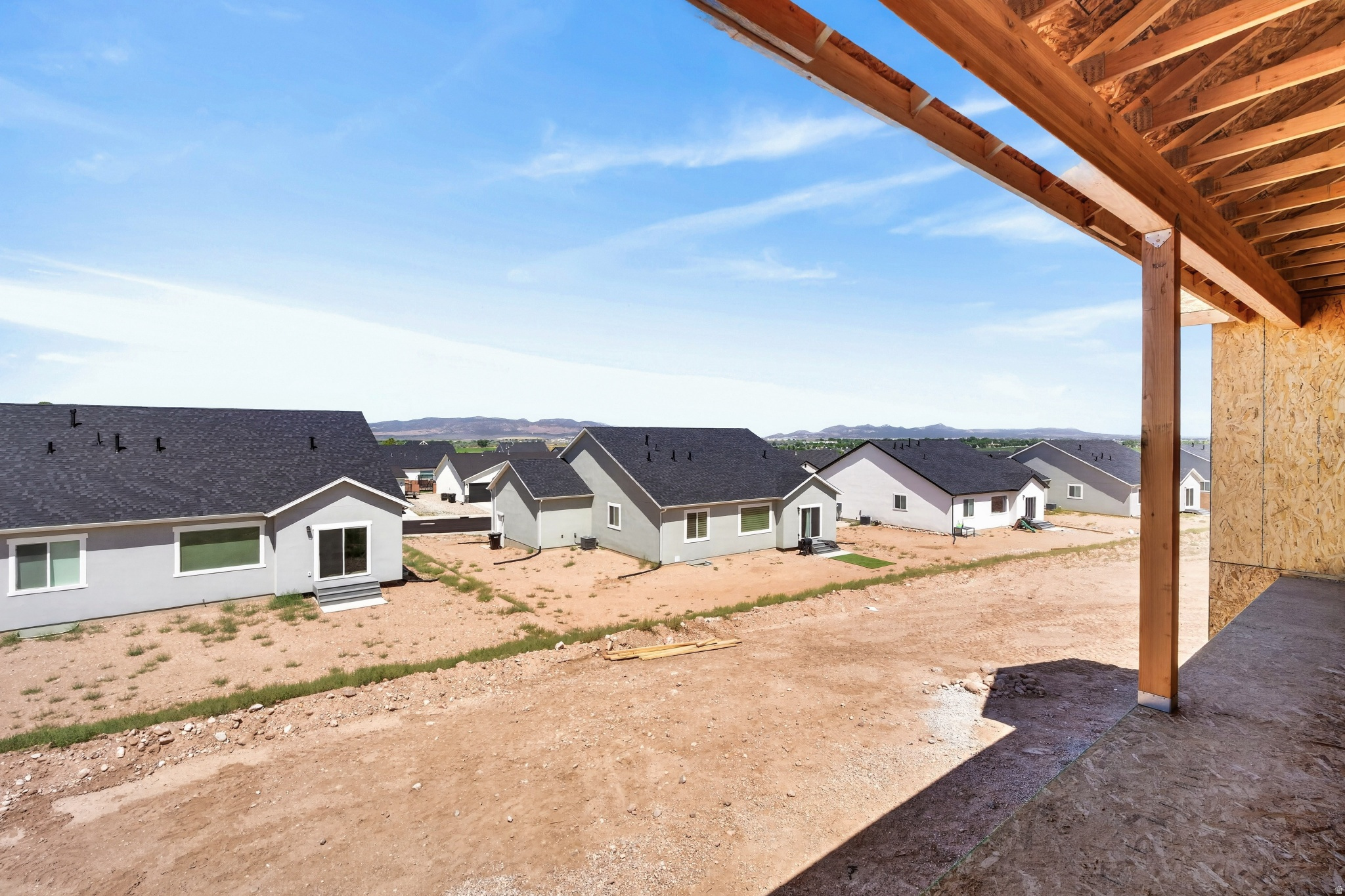 main property photo 75