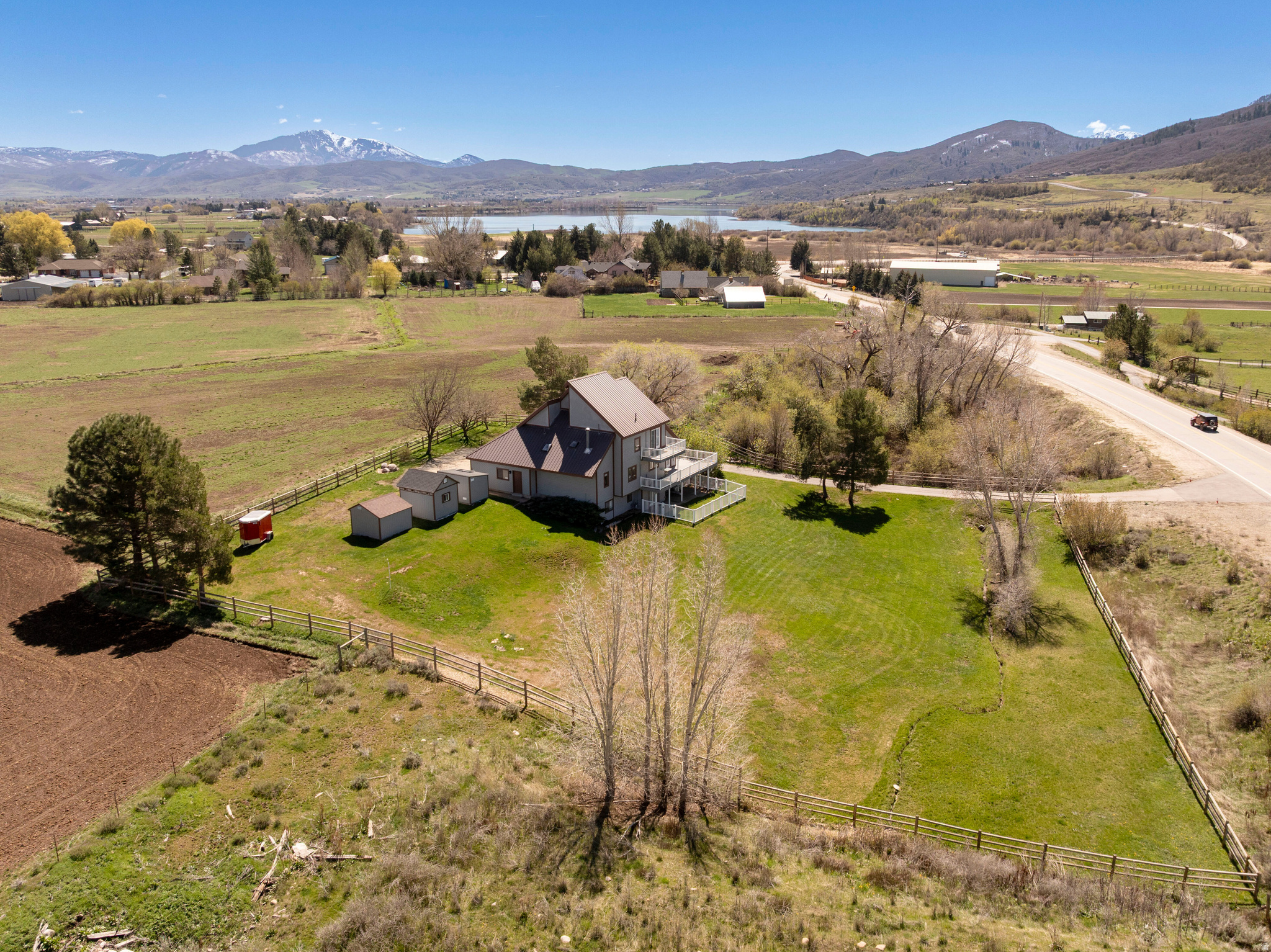 main property photo 18
