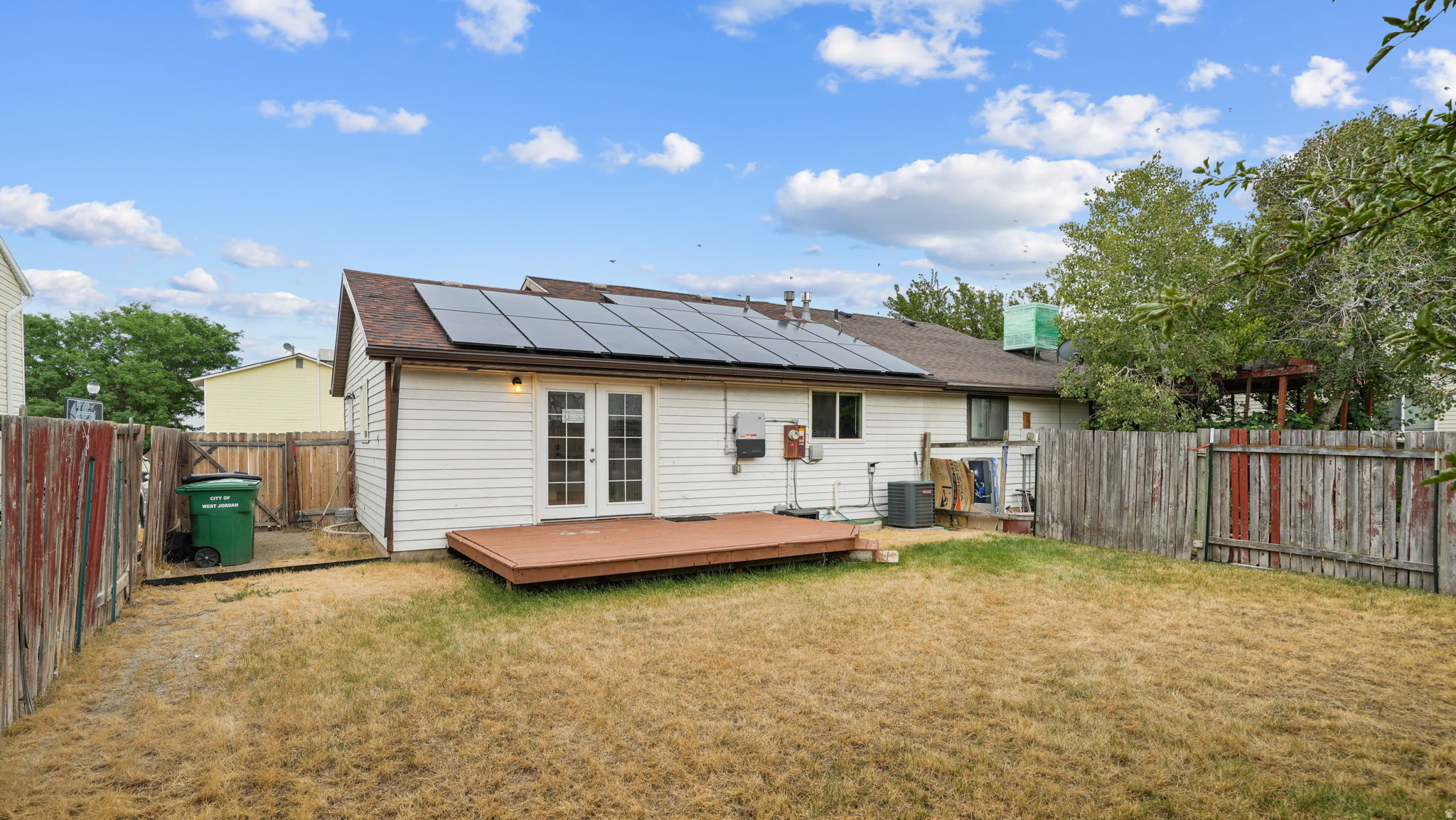 main property photo 17