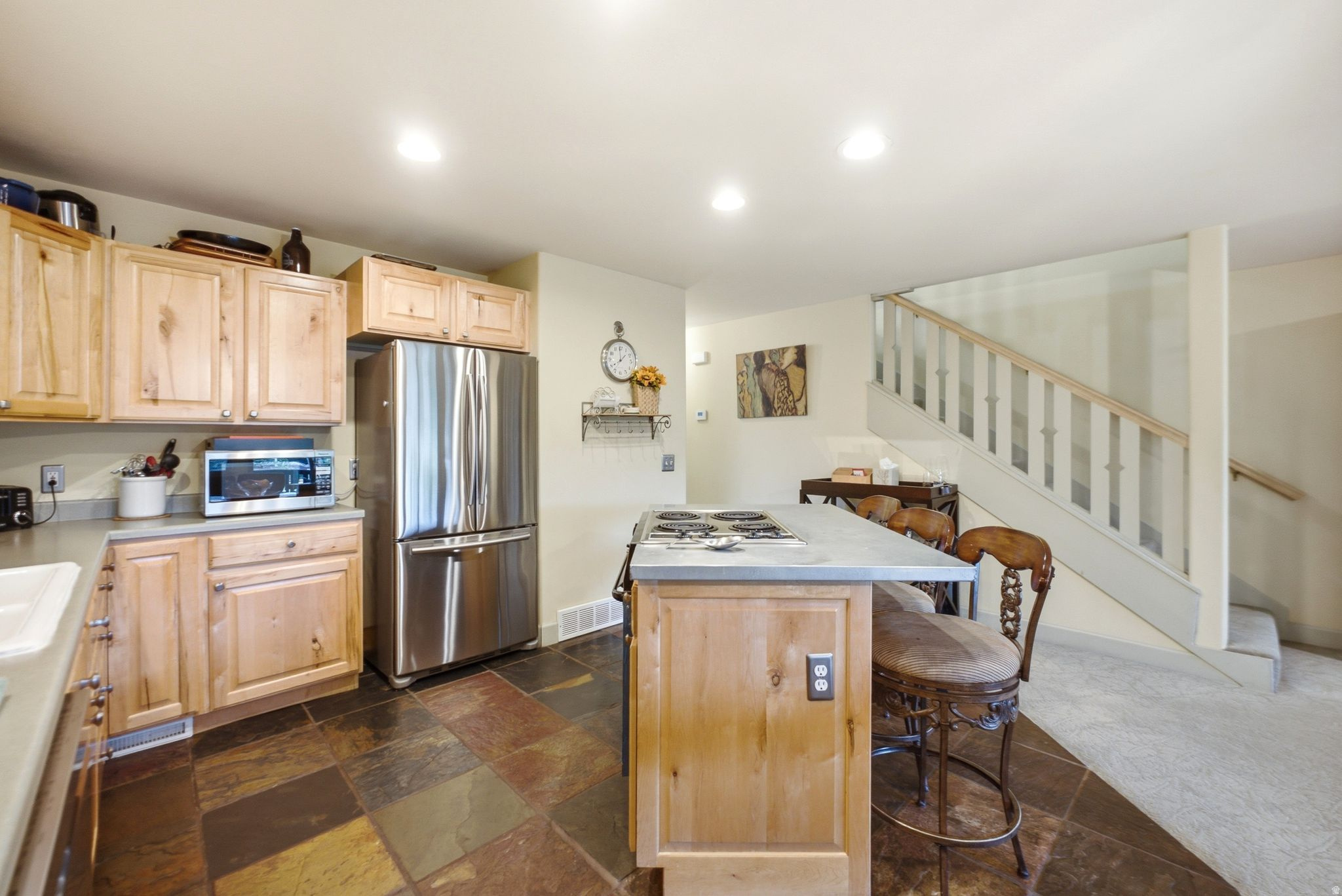 main property photo 14