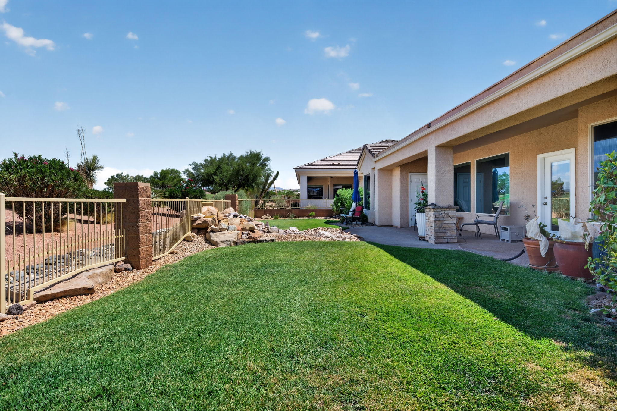 main property photo 26
