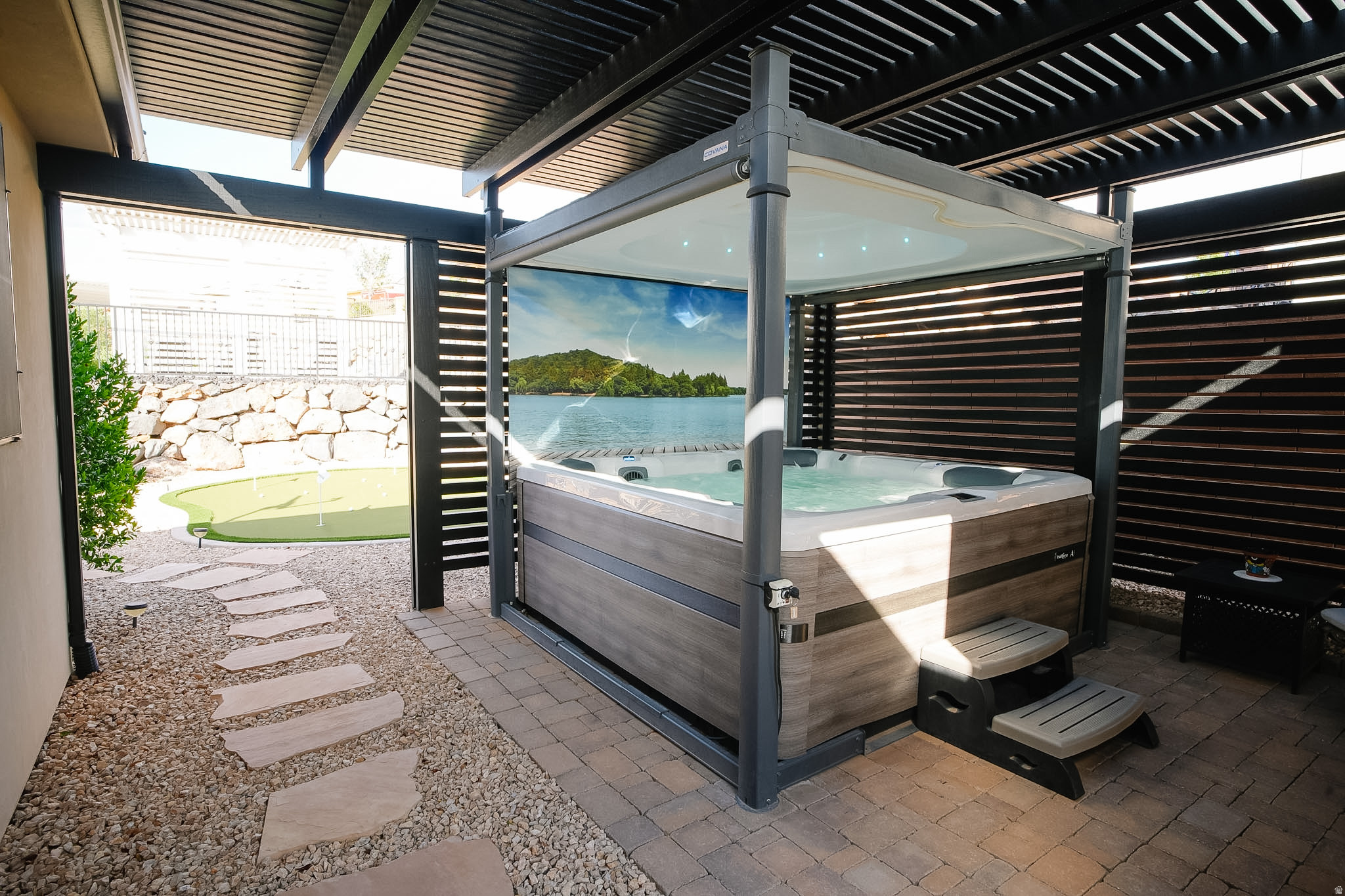 main property photo 40