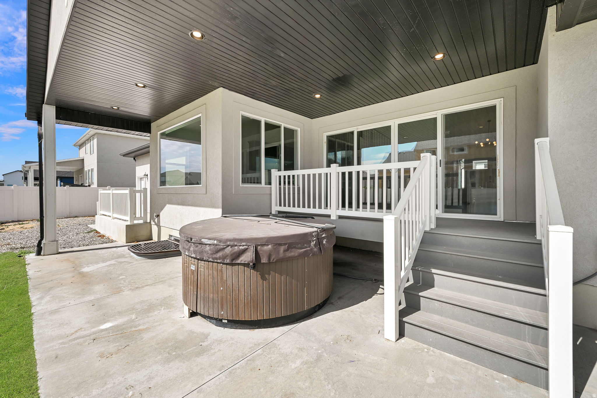 main property photo 37