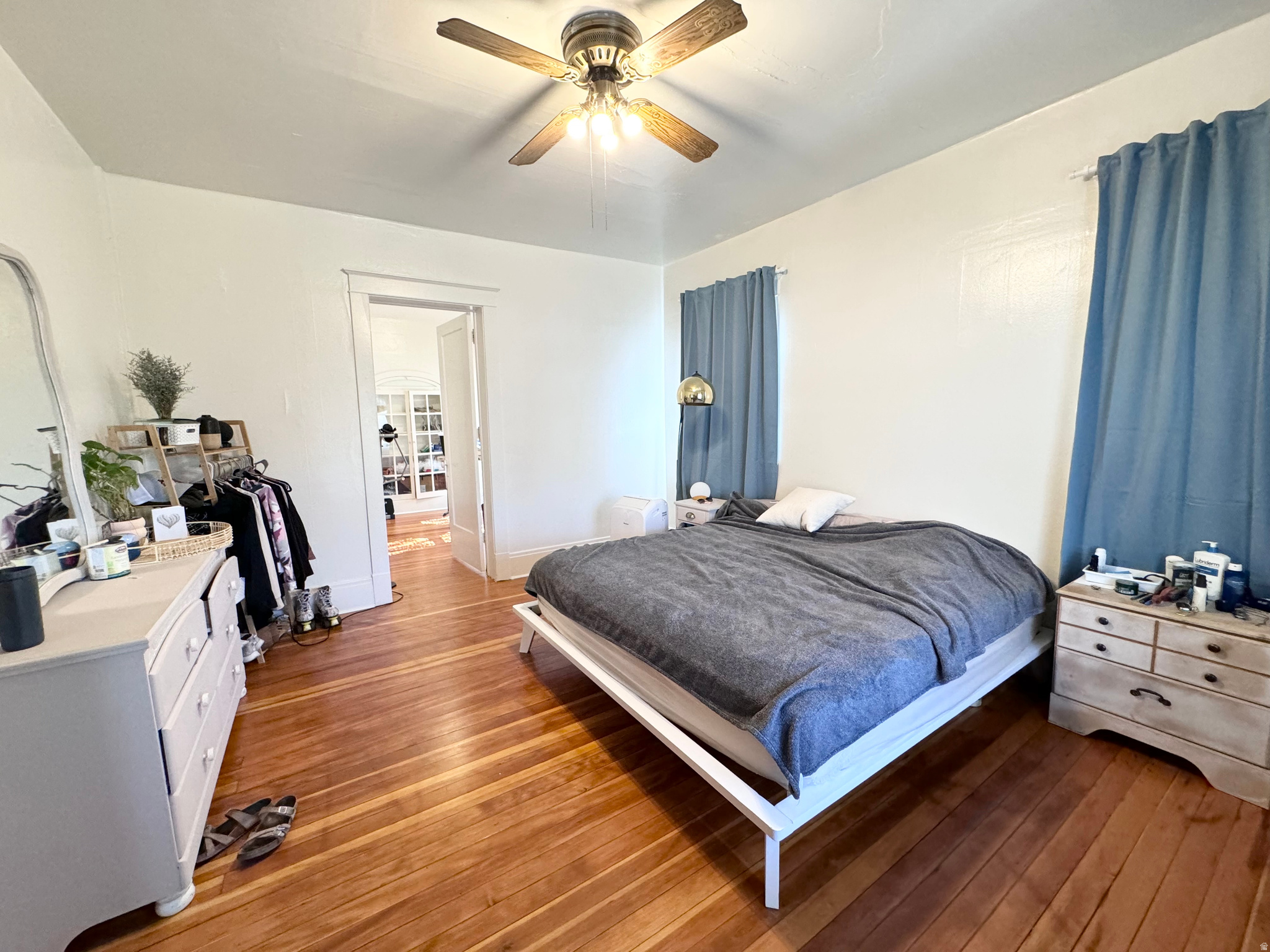 main property photo 9
