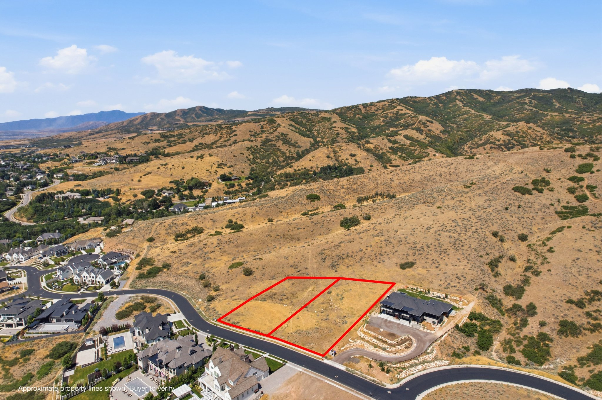 main property photo 10