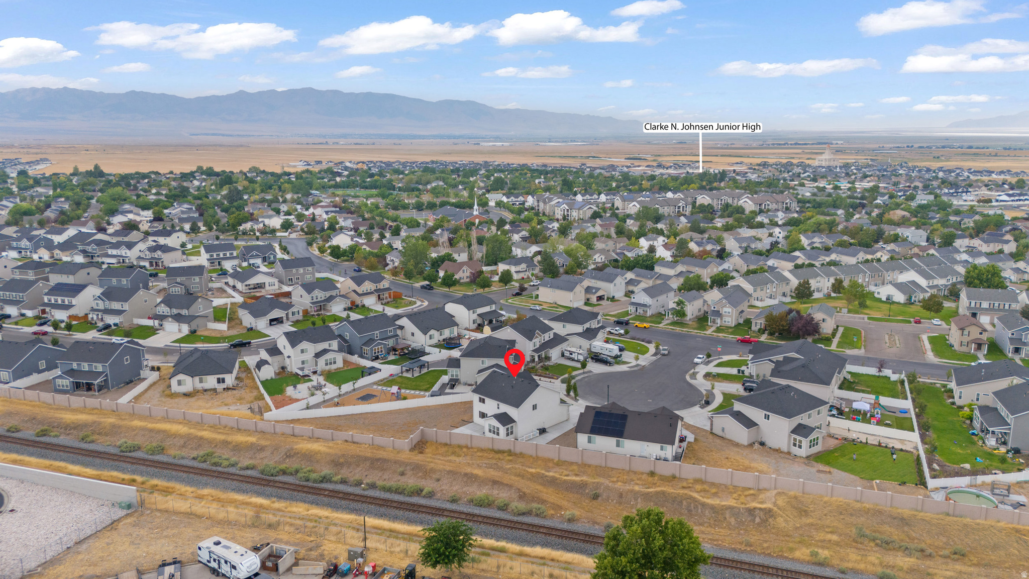 main property photo 39