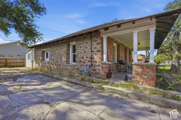main property photo 13