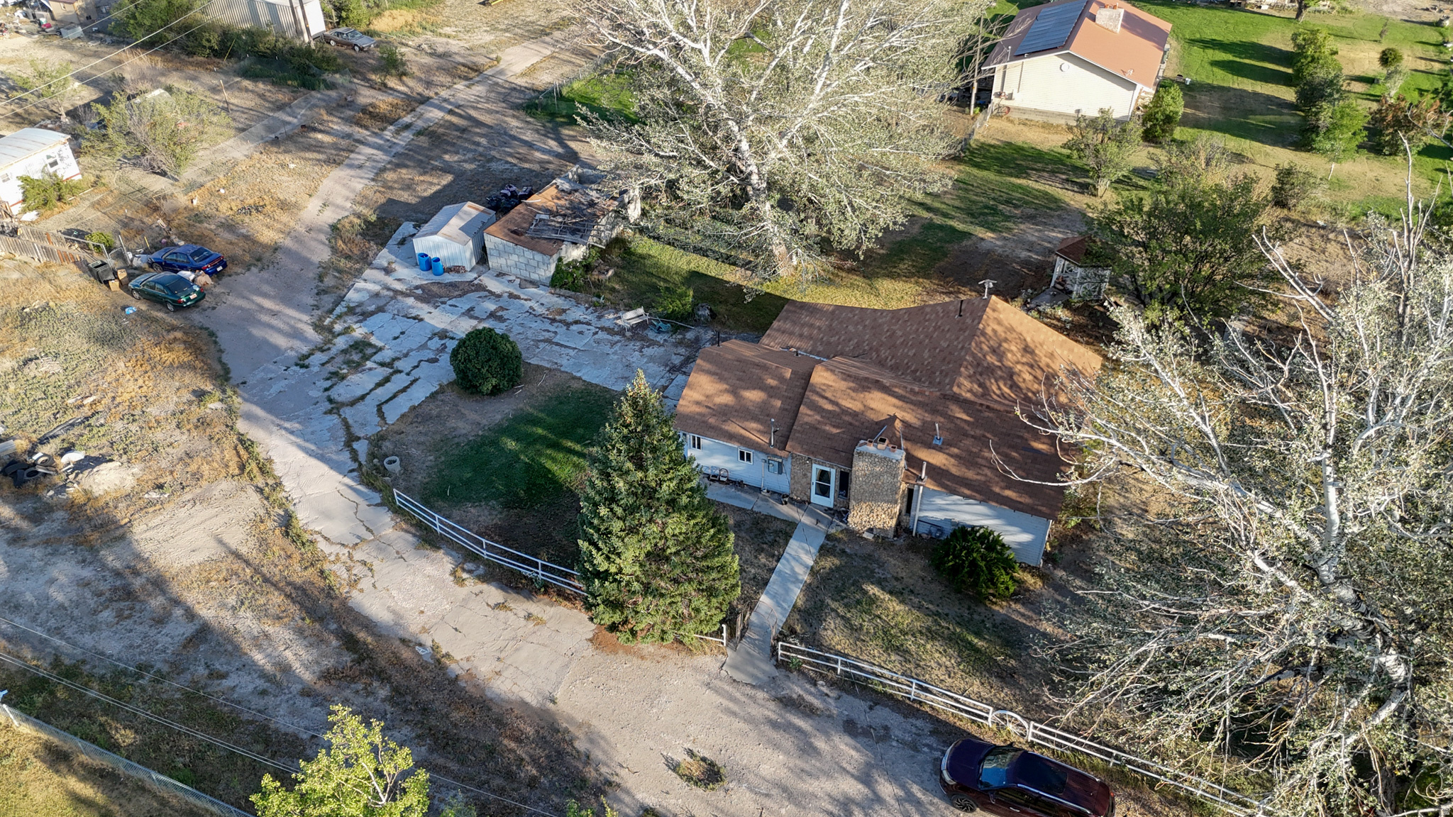 main property photo 17