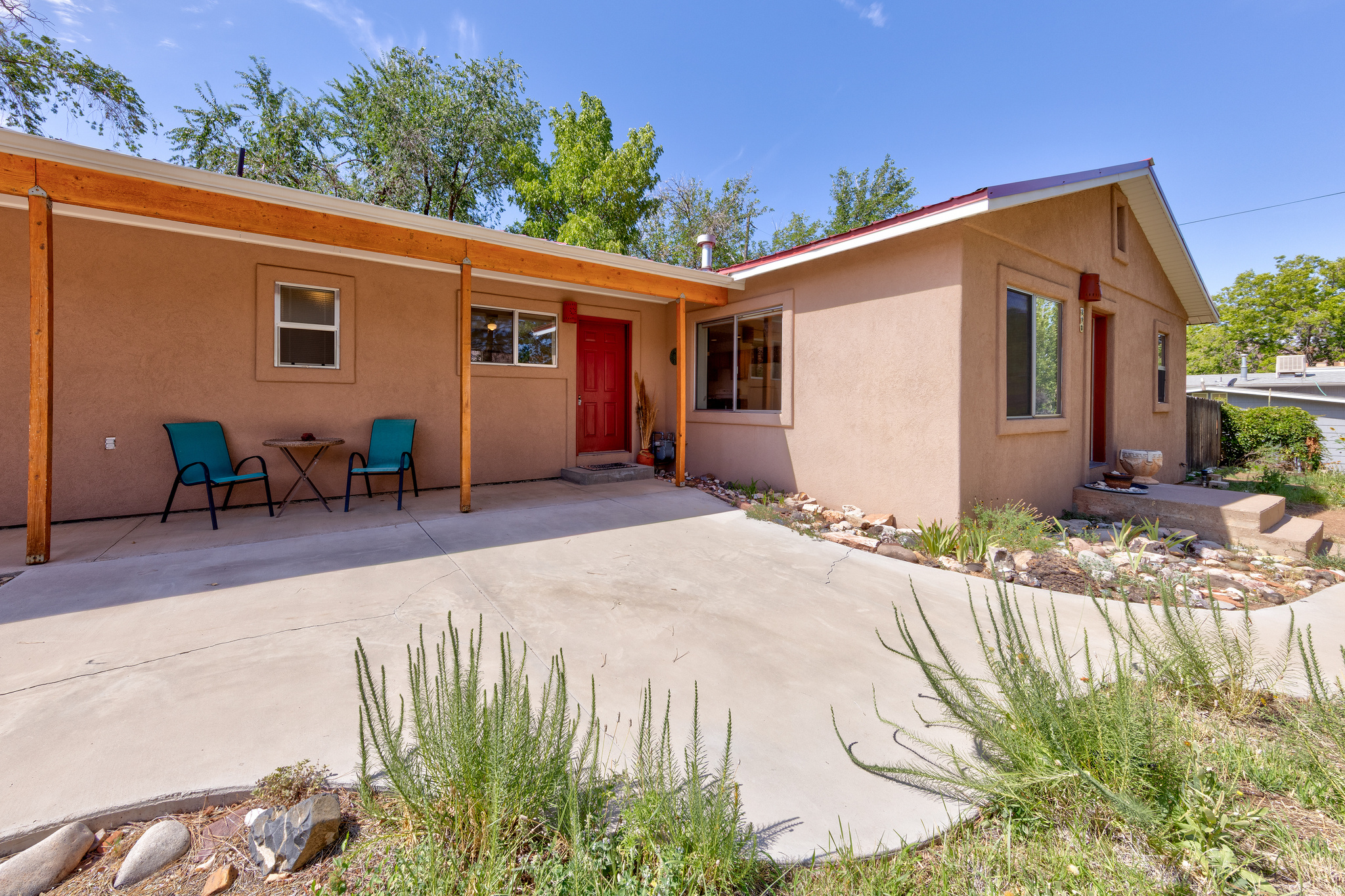 main property photo 5