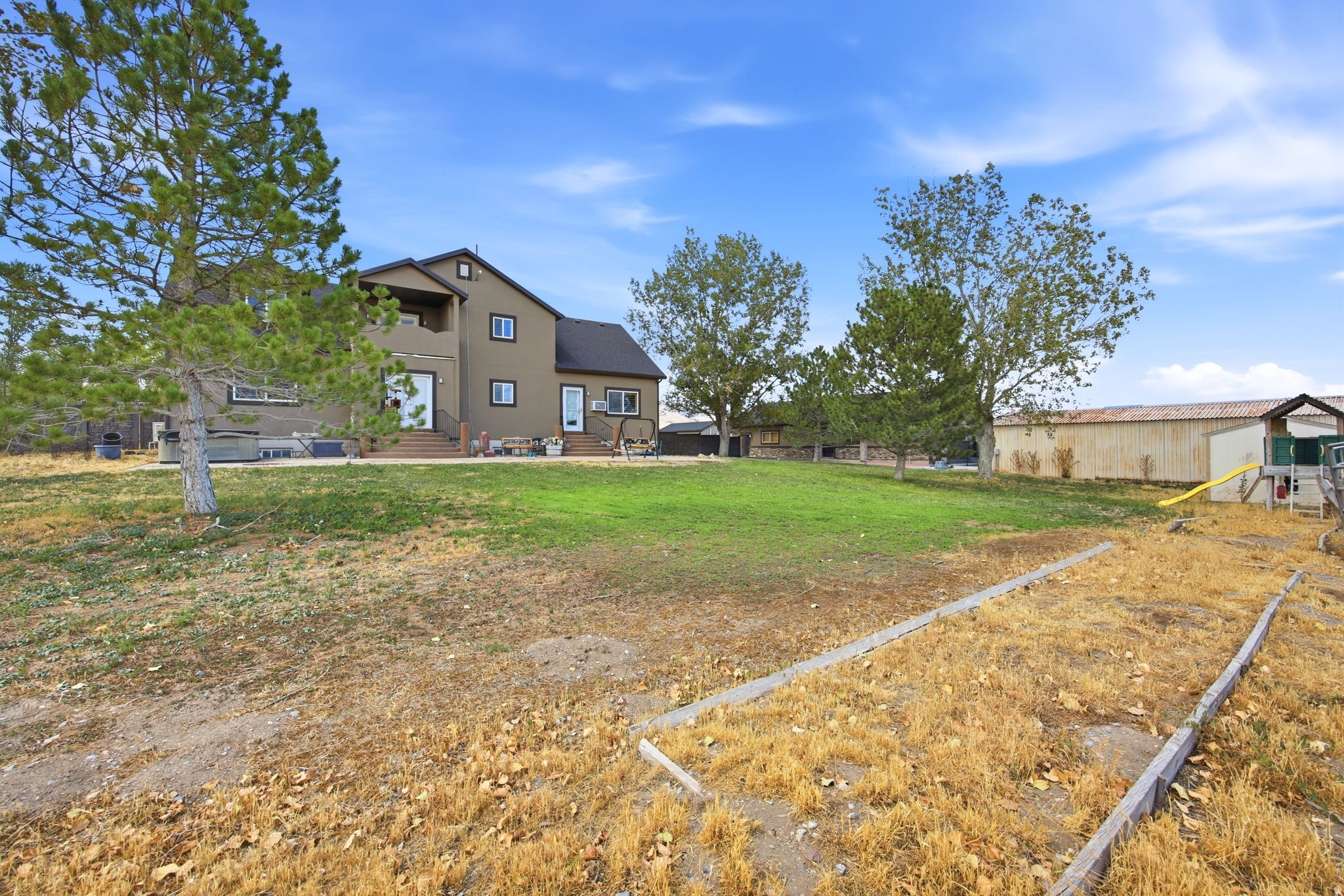 main property photo 43