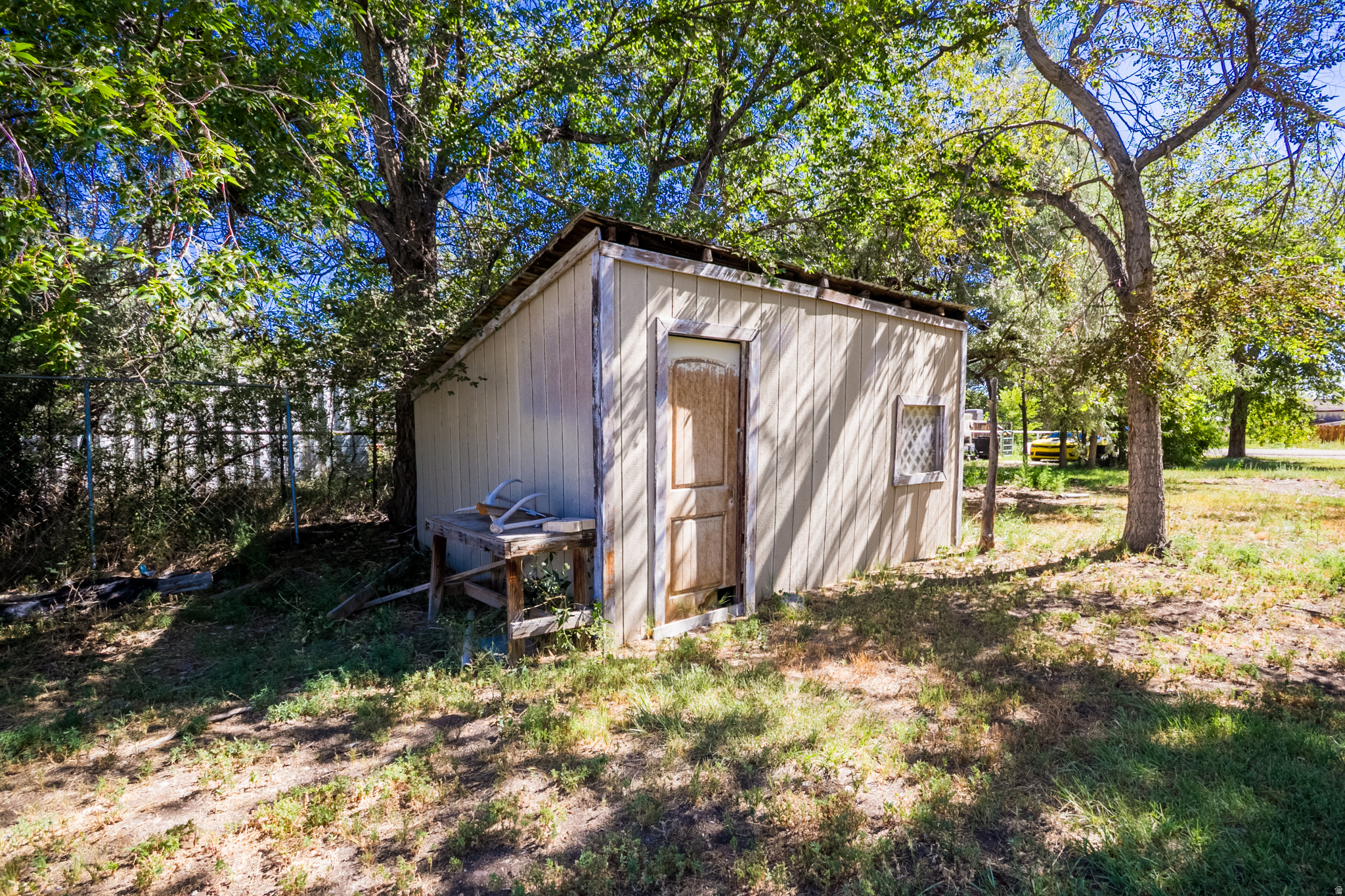 main property photo 25
