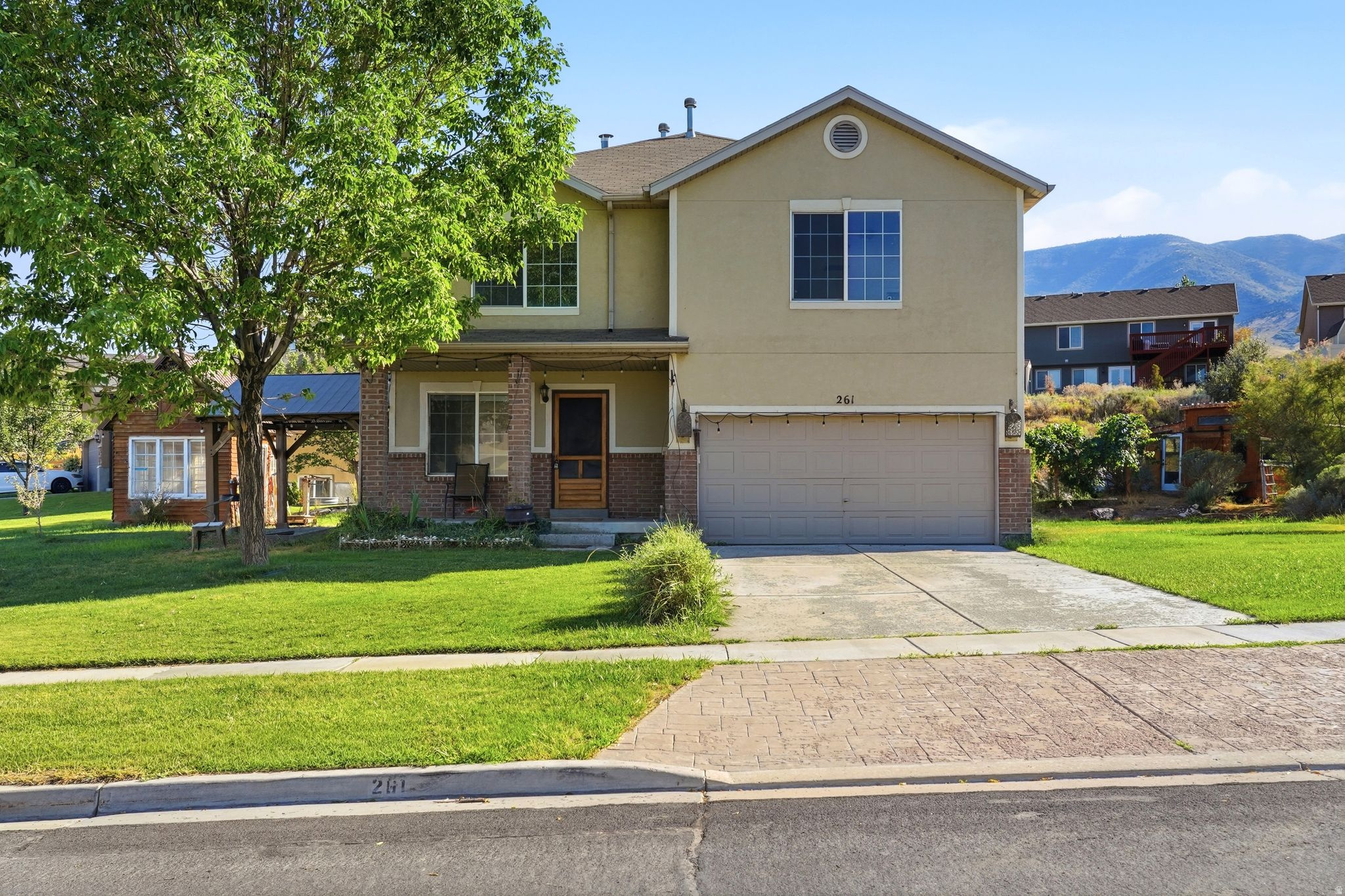 main property photo 2