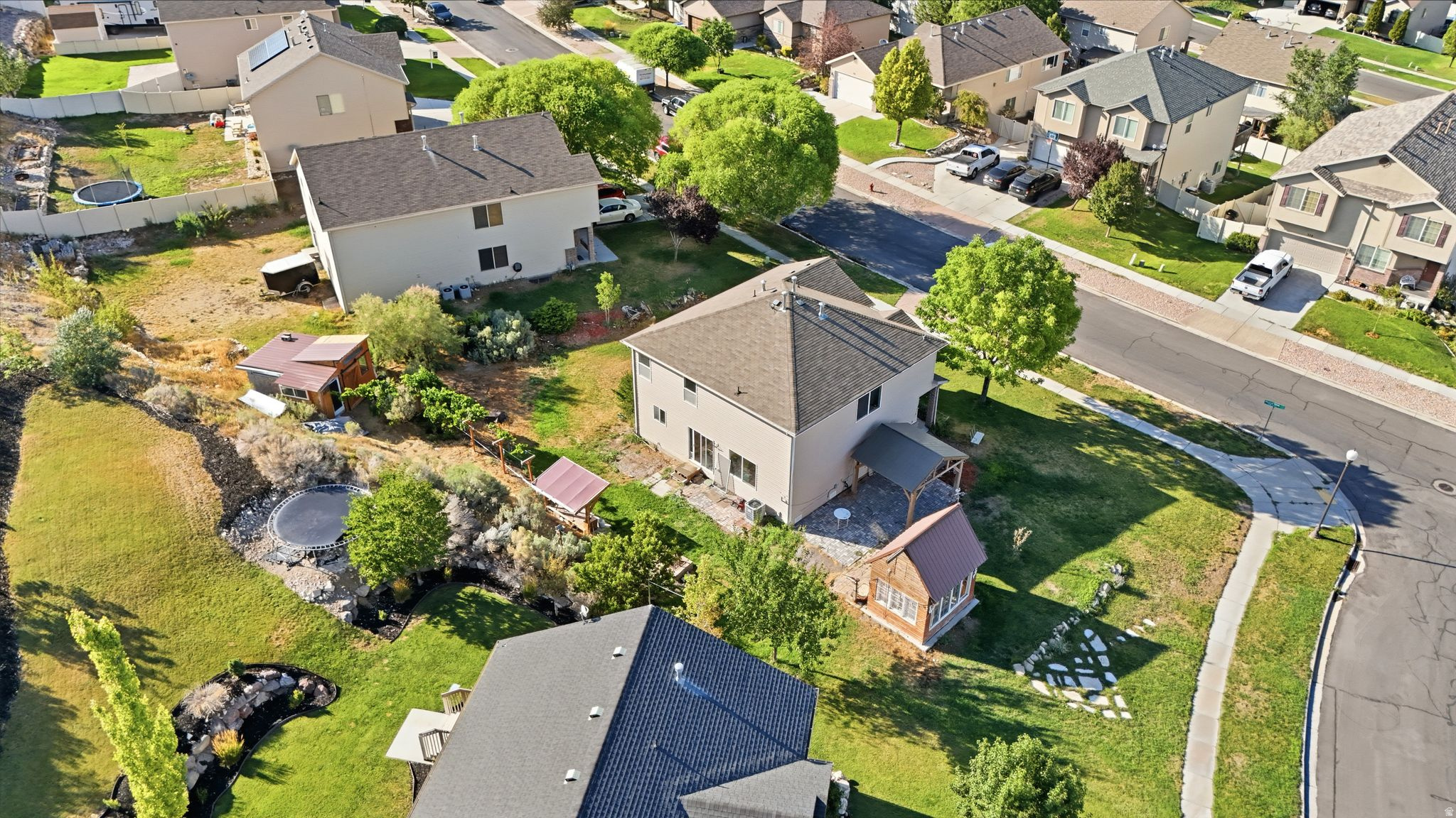main property photo 33
