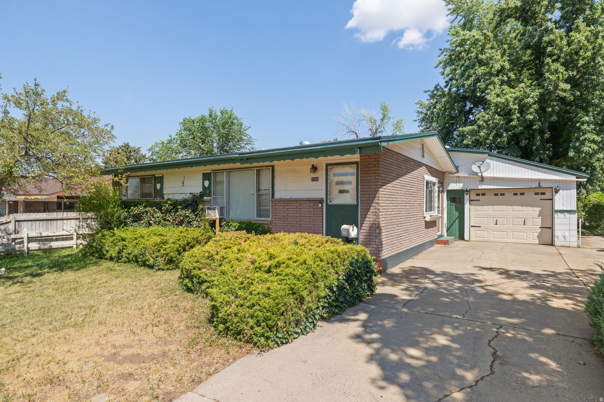 main property photo 2