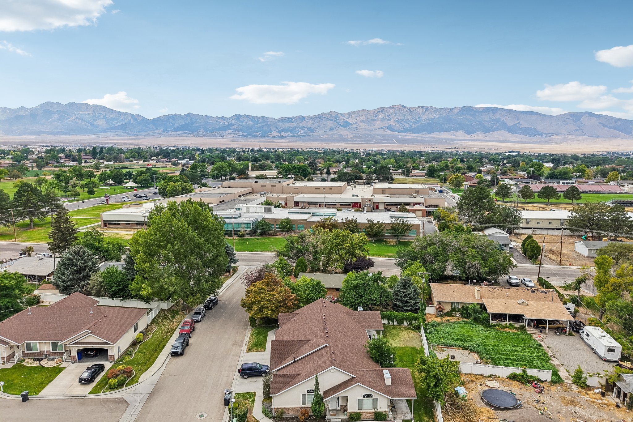 main property photo 45
