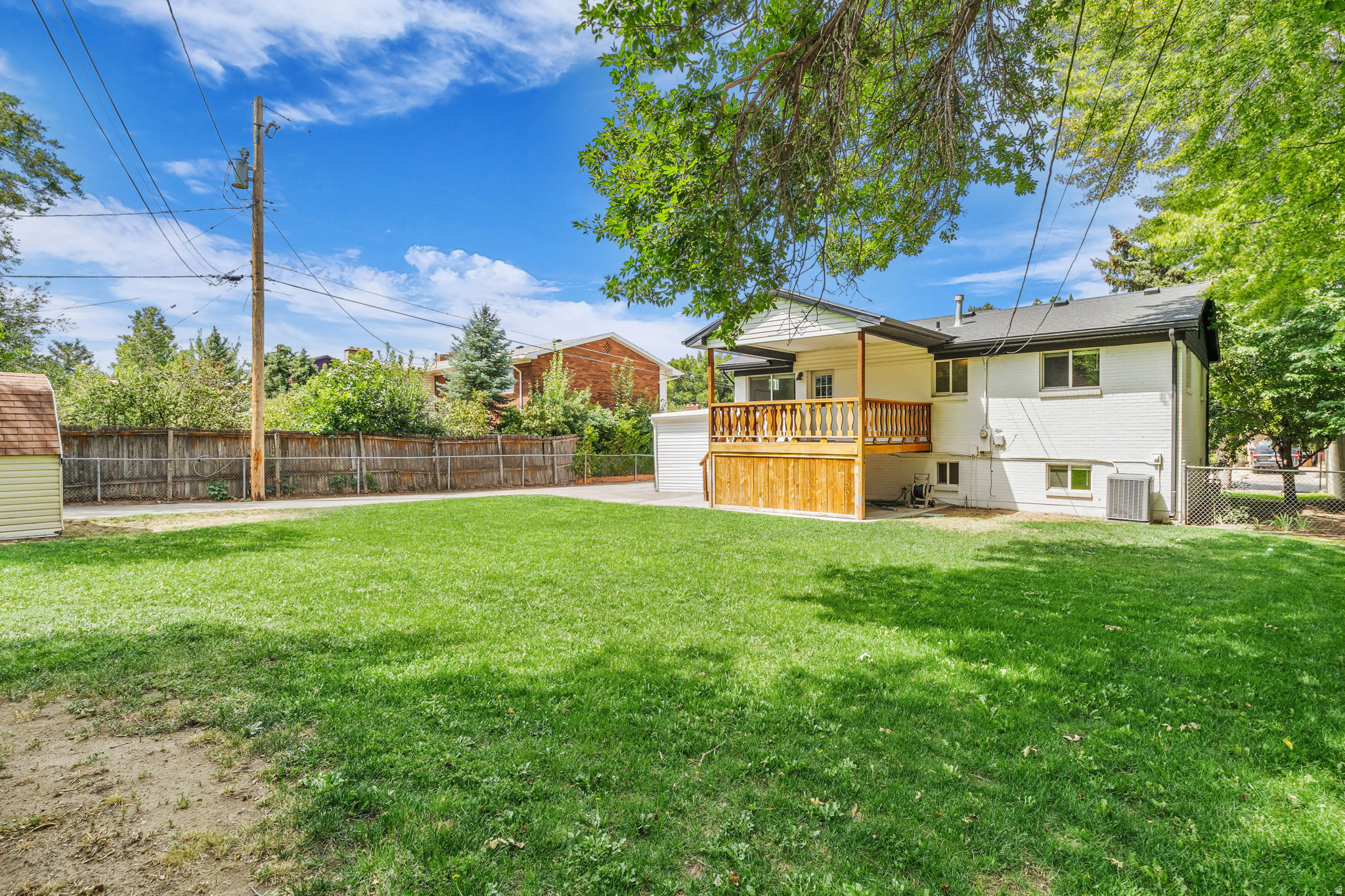 main property photo 34