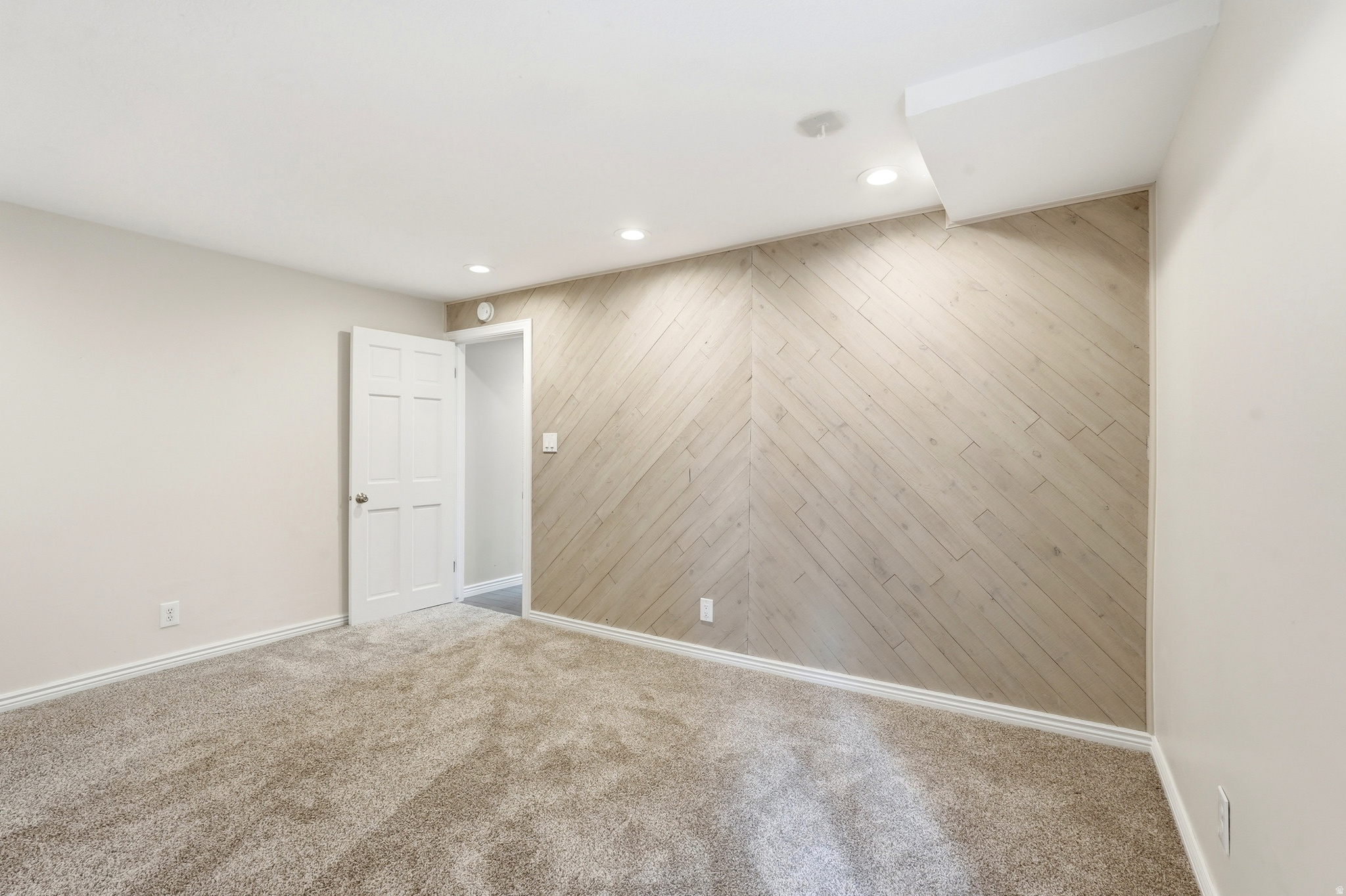 main property photo 59