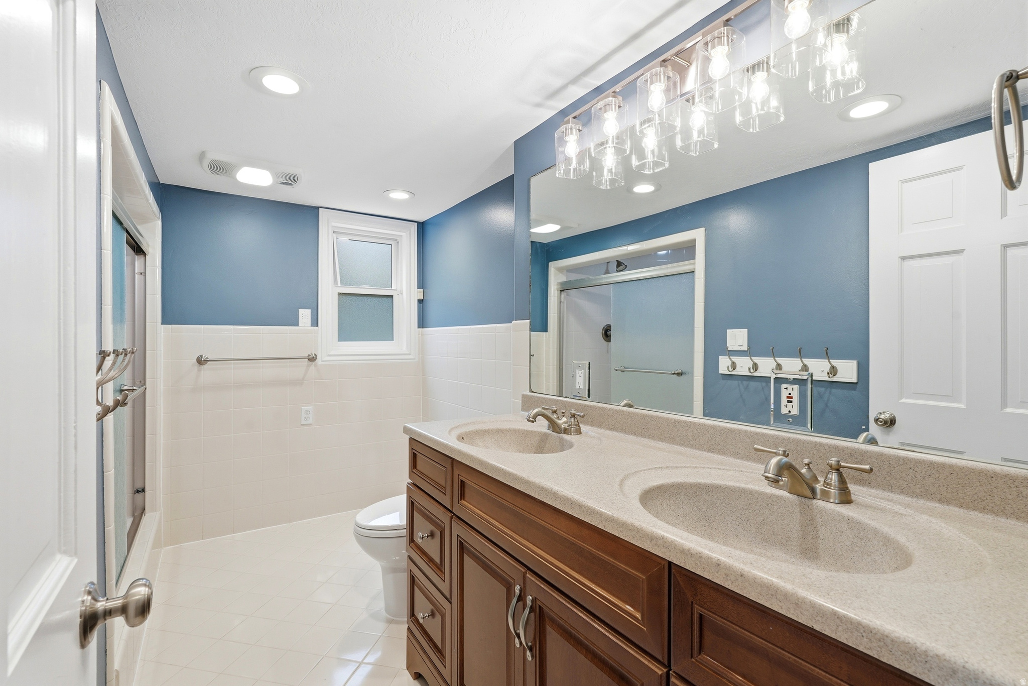 main property photo 60