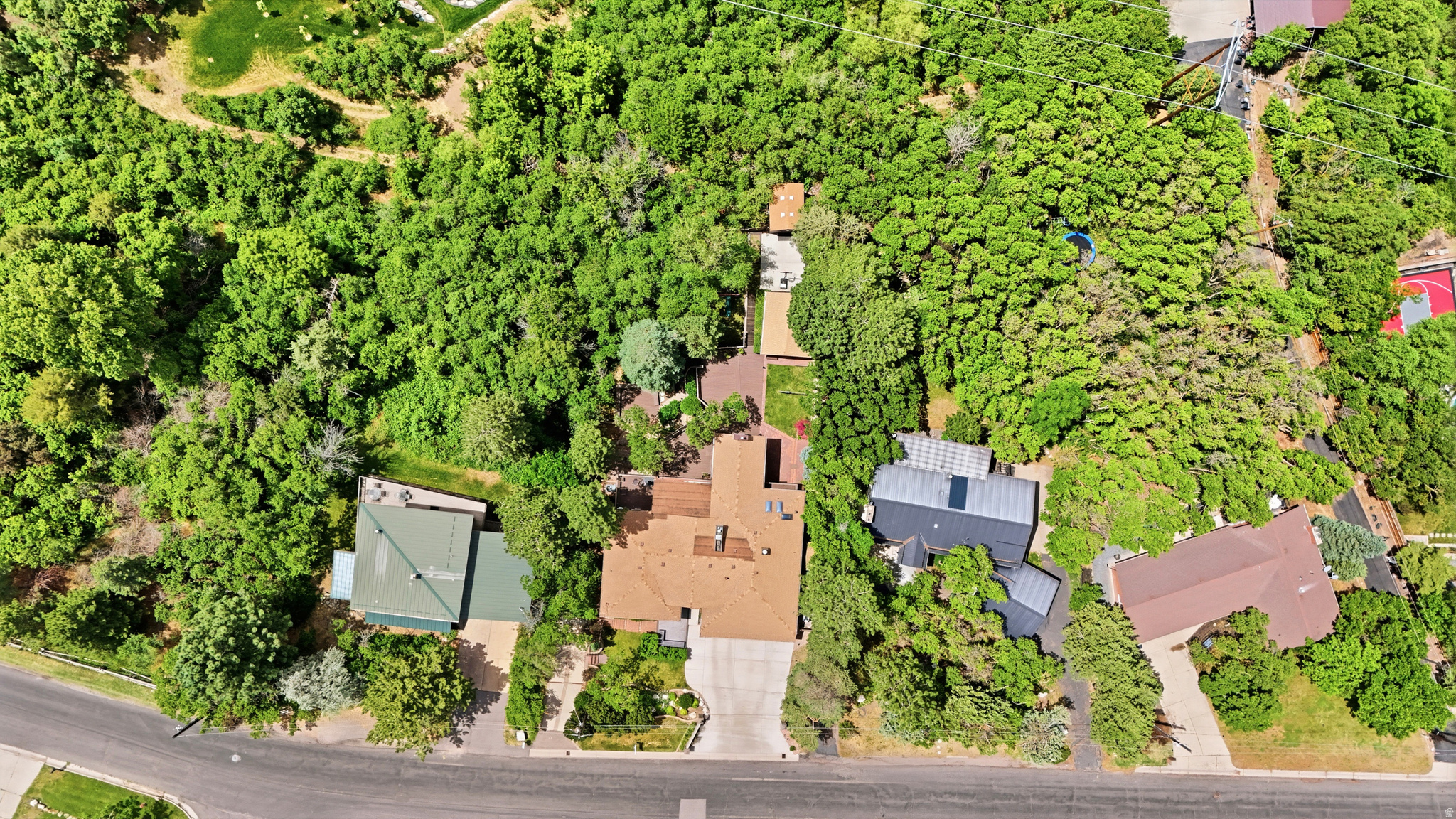 main property photo 80