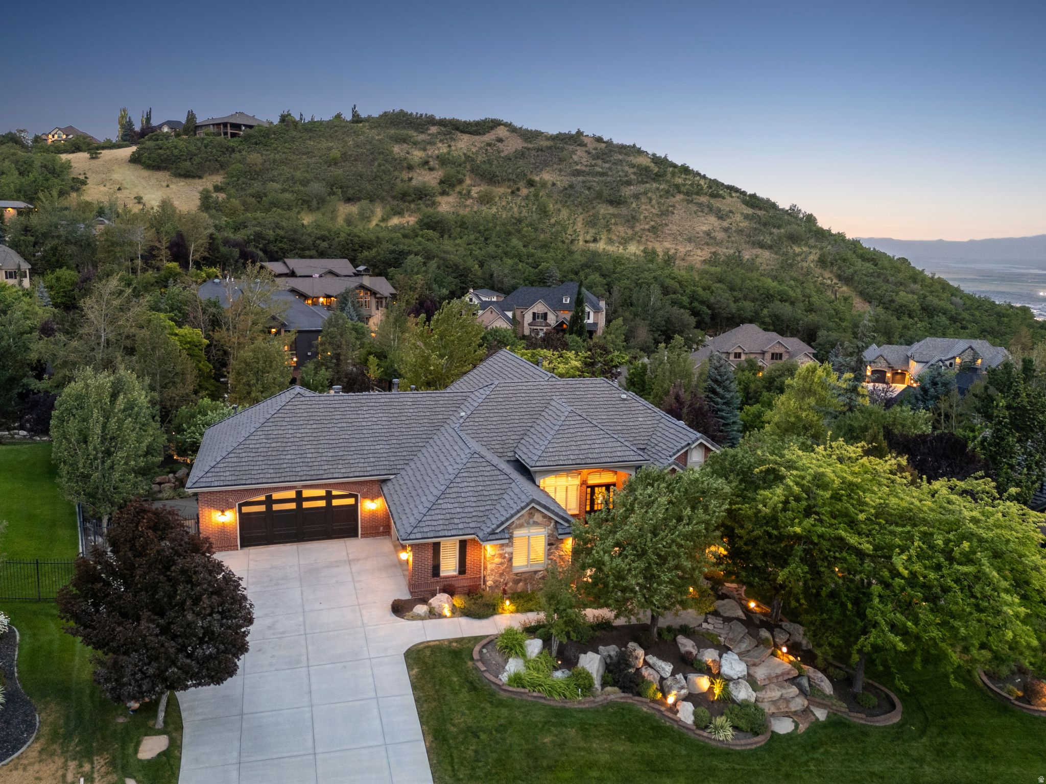 main property photo 60