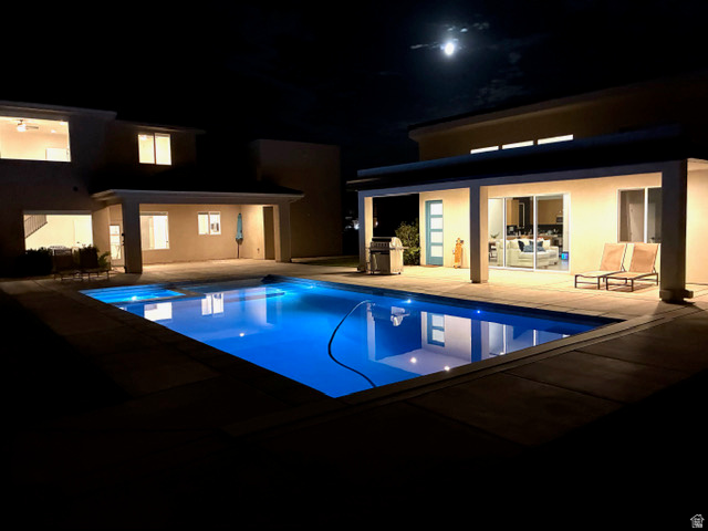 main property photo 40