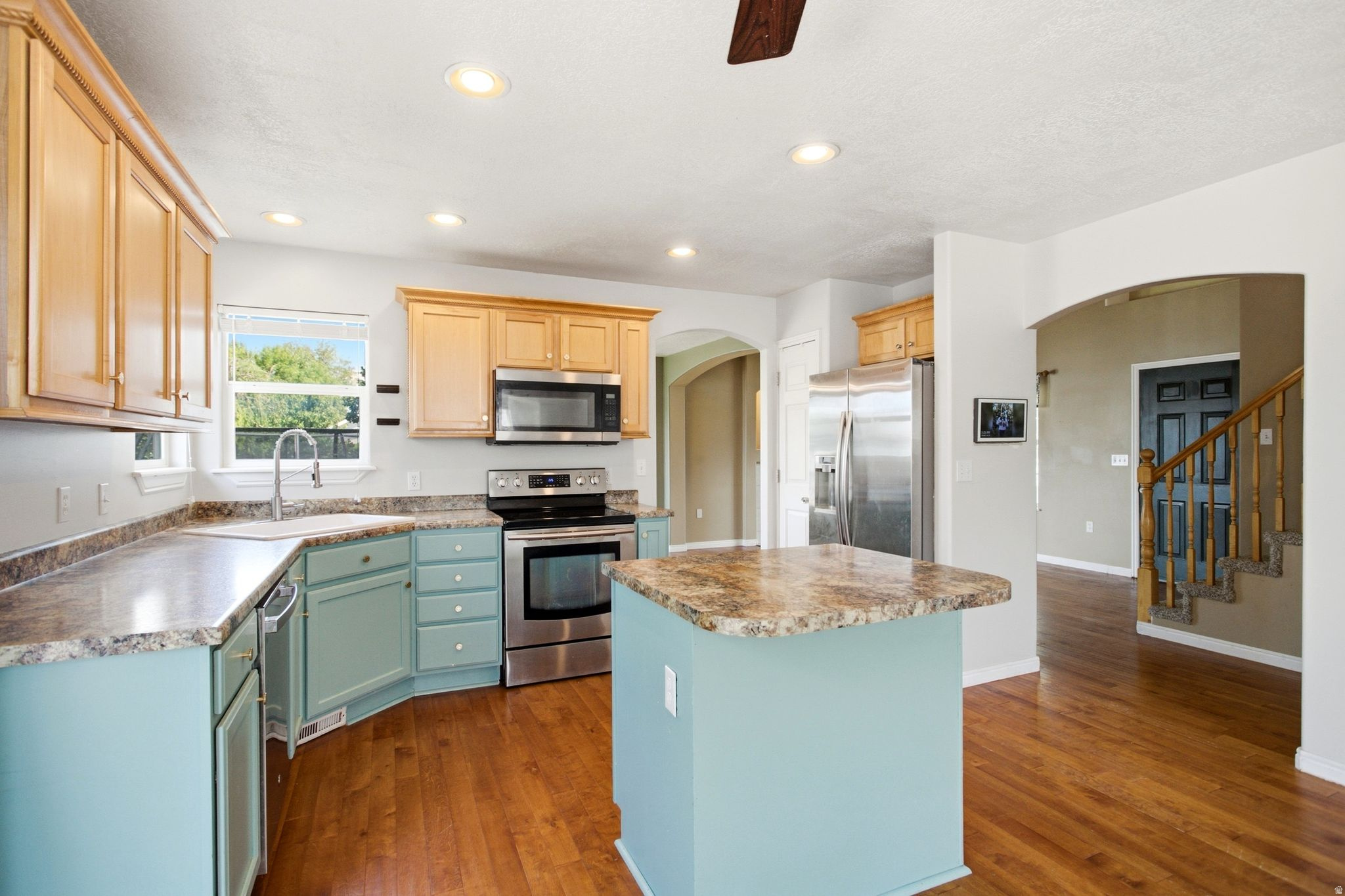 main property photo 15