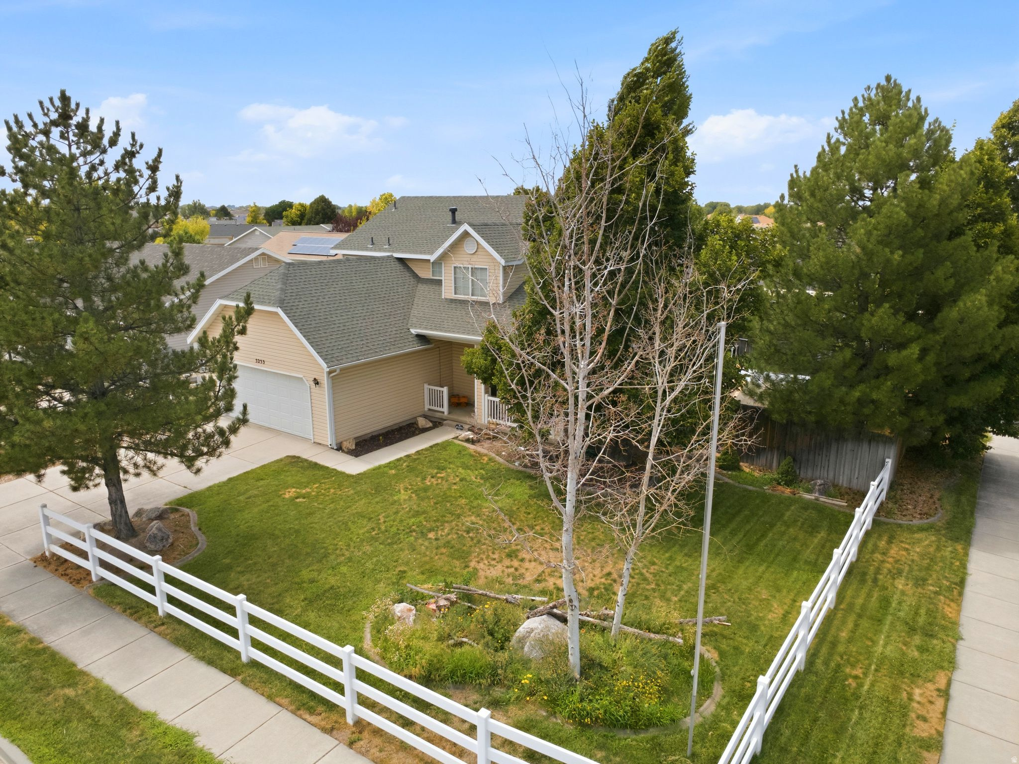 main property photo 39
