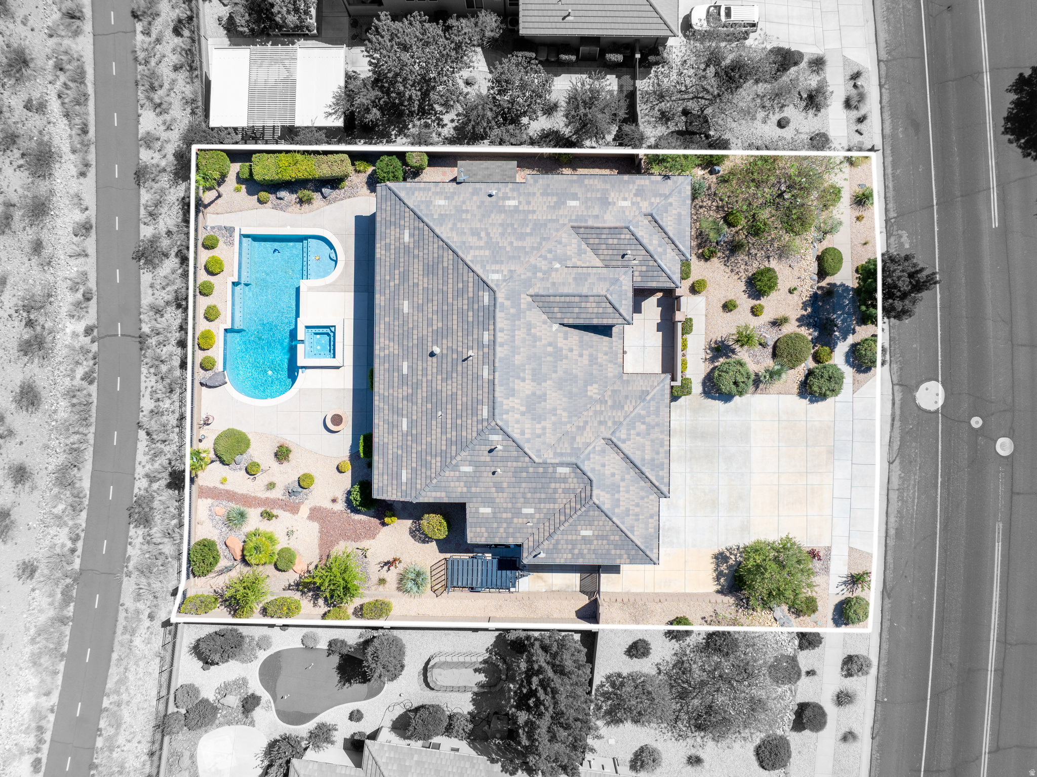main property photo 44