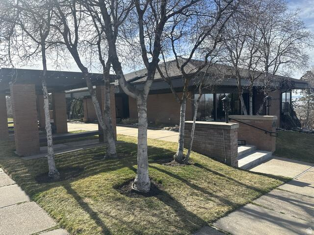 main property photo 17