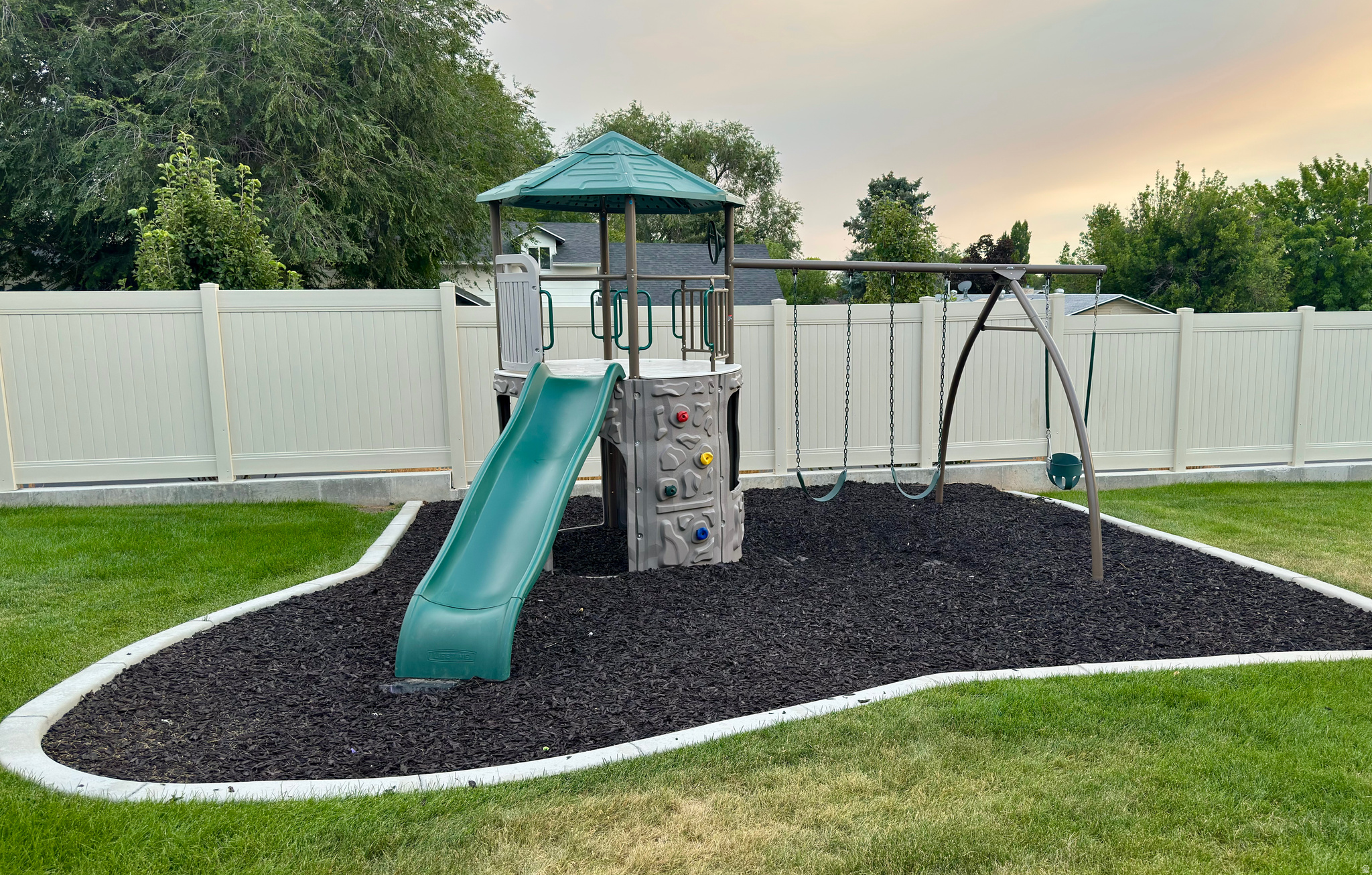 main property photo 46